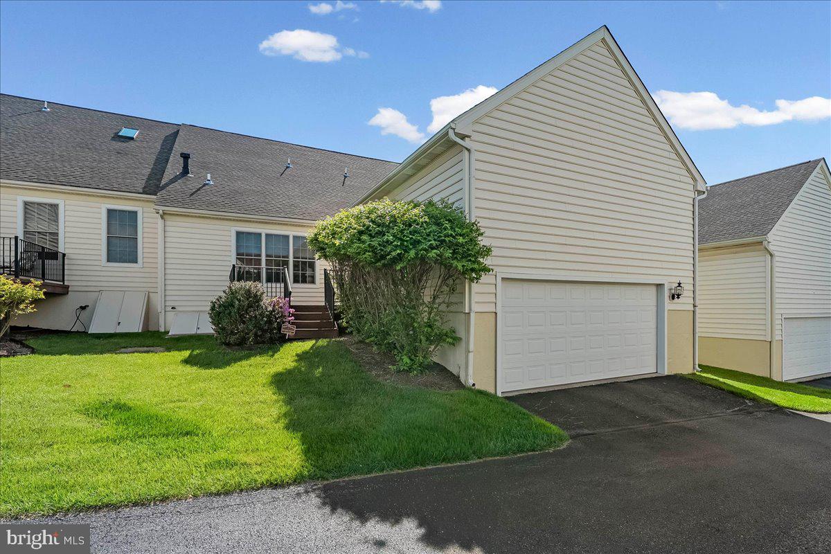 BRITTANY HILLS - Residential