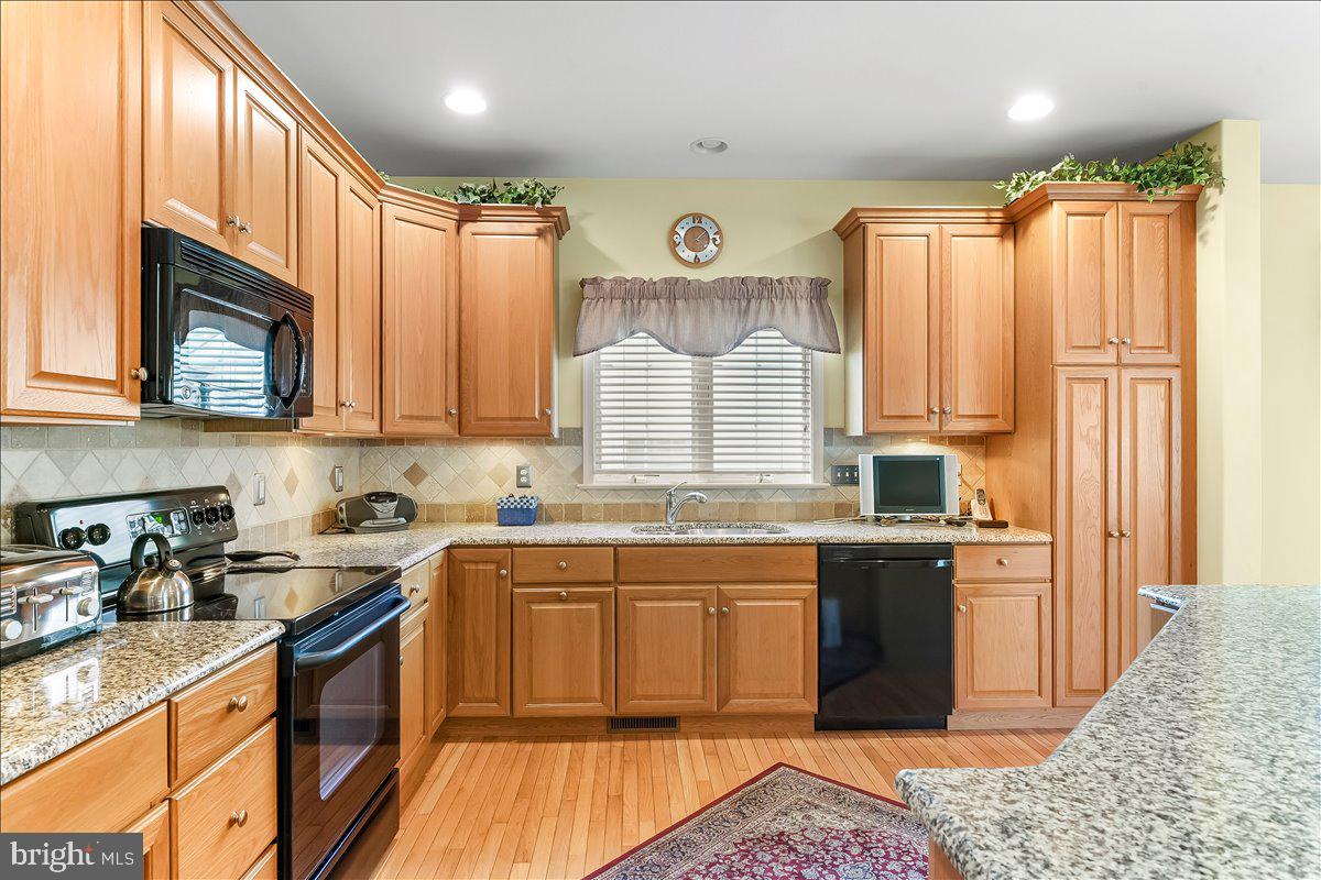 BRITTANY HILLS - Residential