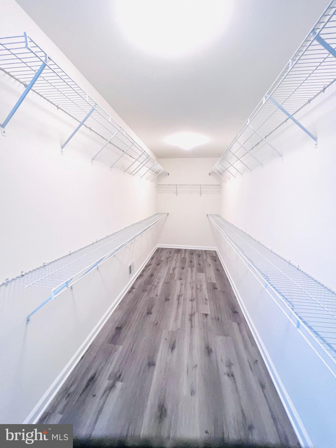 EMBREY MILL - Residential Lease