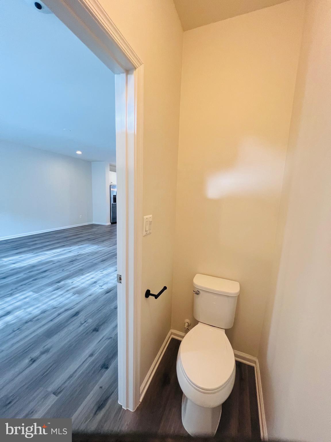 EMBREY MILL - Residential Lease