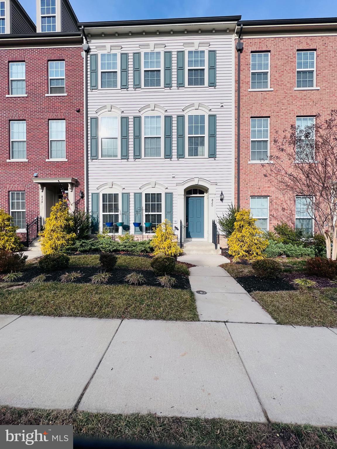 EMBREY MILL - Residential Lease