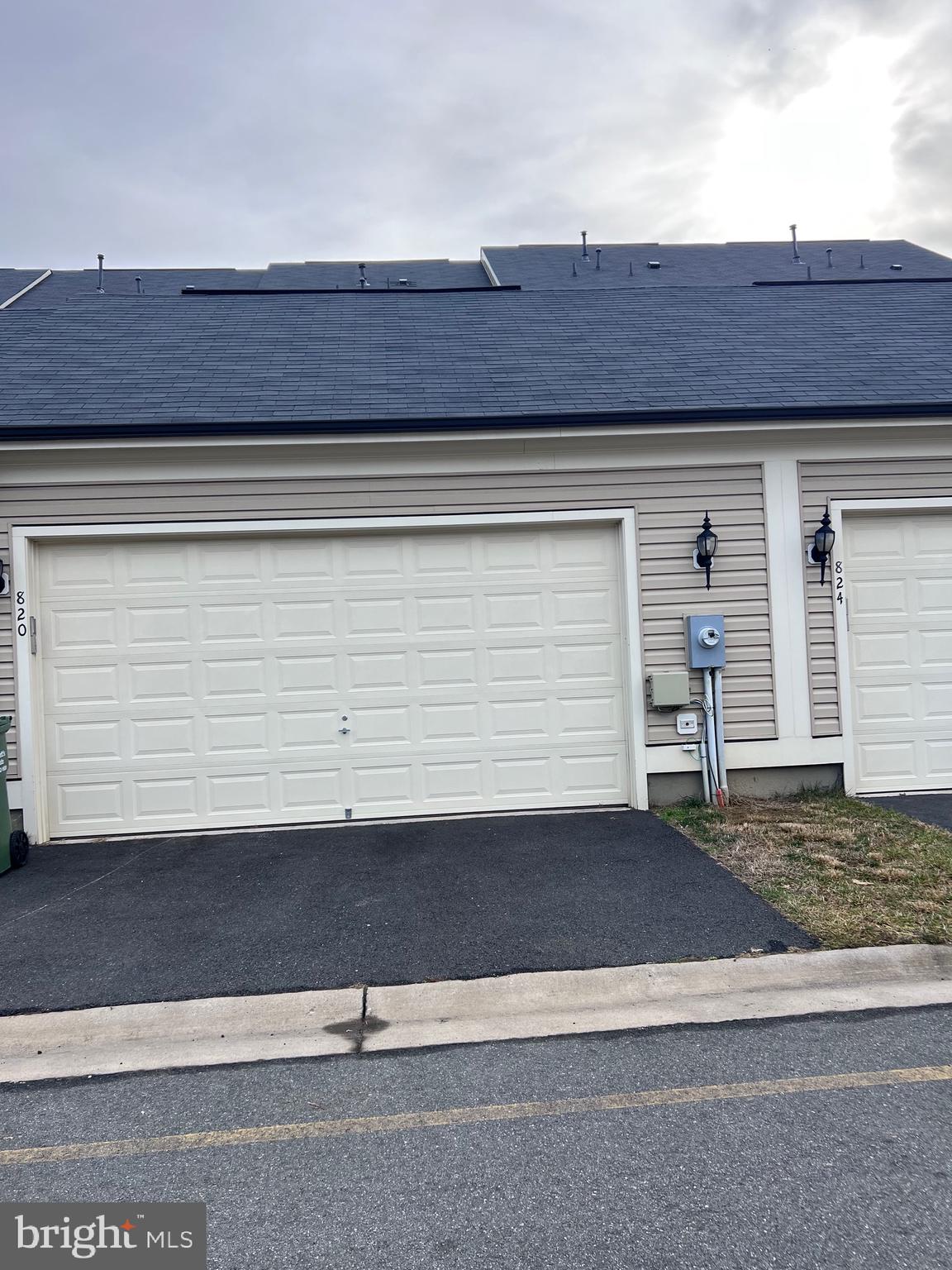 EMBREY MILL - Residential Lease