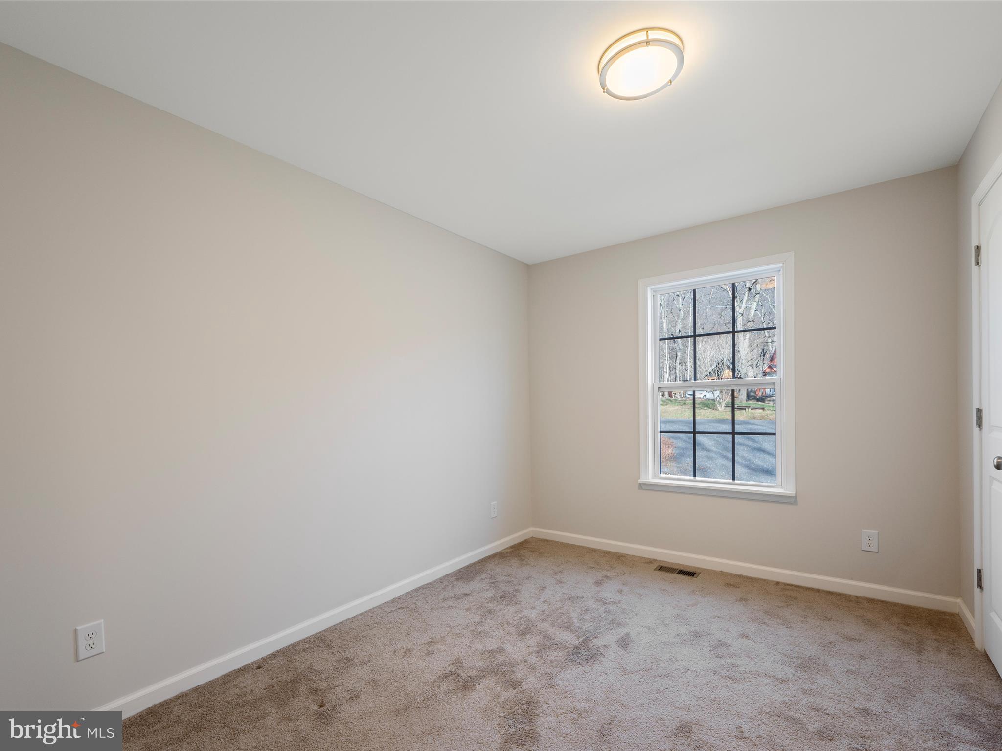 SHAWNEELAND - Residential