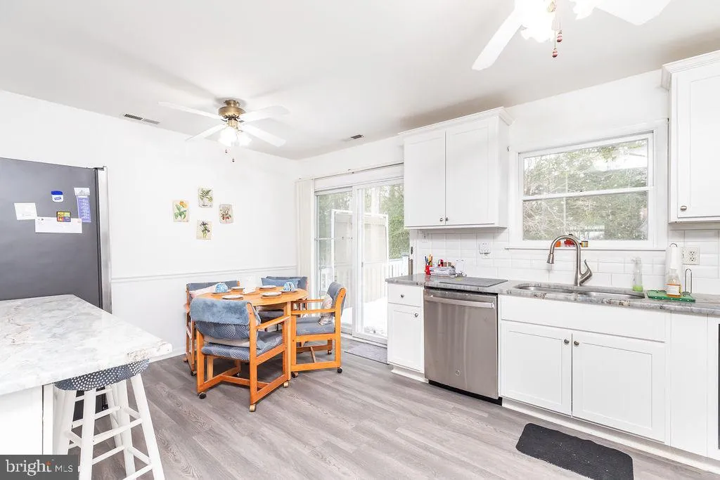 Ocean Pines, Maryland 21811, United States, 4 Bedrooms Bedrooms, ,2 BathroomsBathrooms,Residential,Active,19100