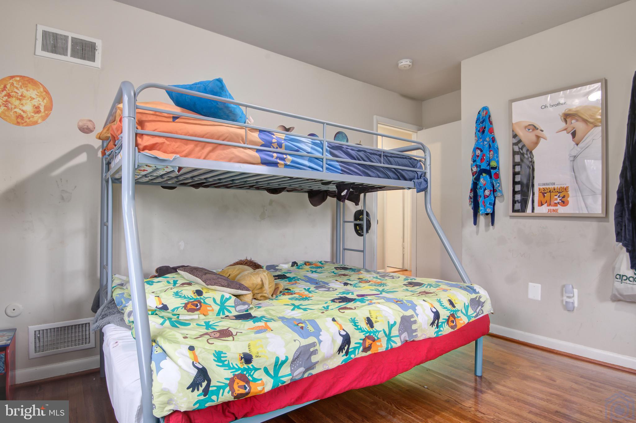 CREST PARK - Residential