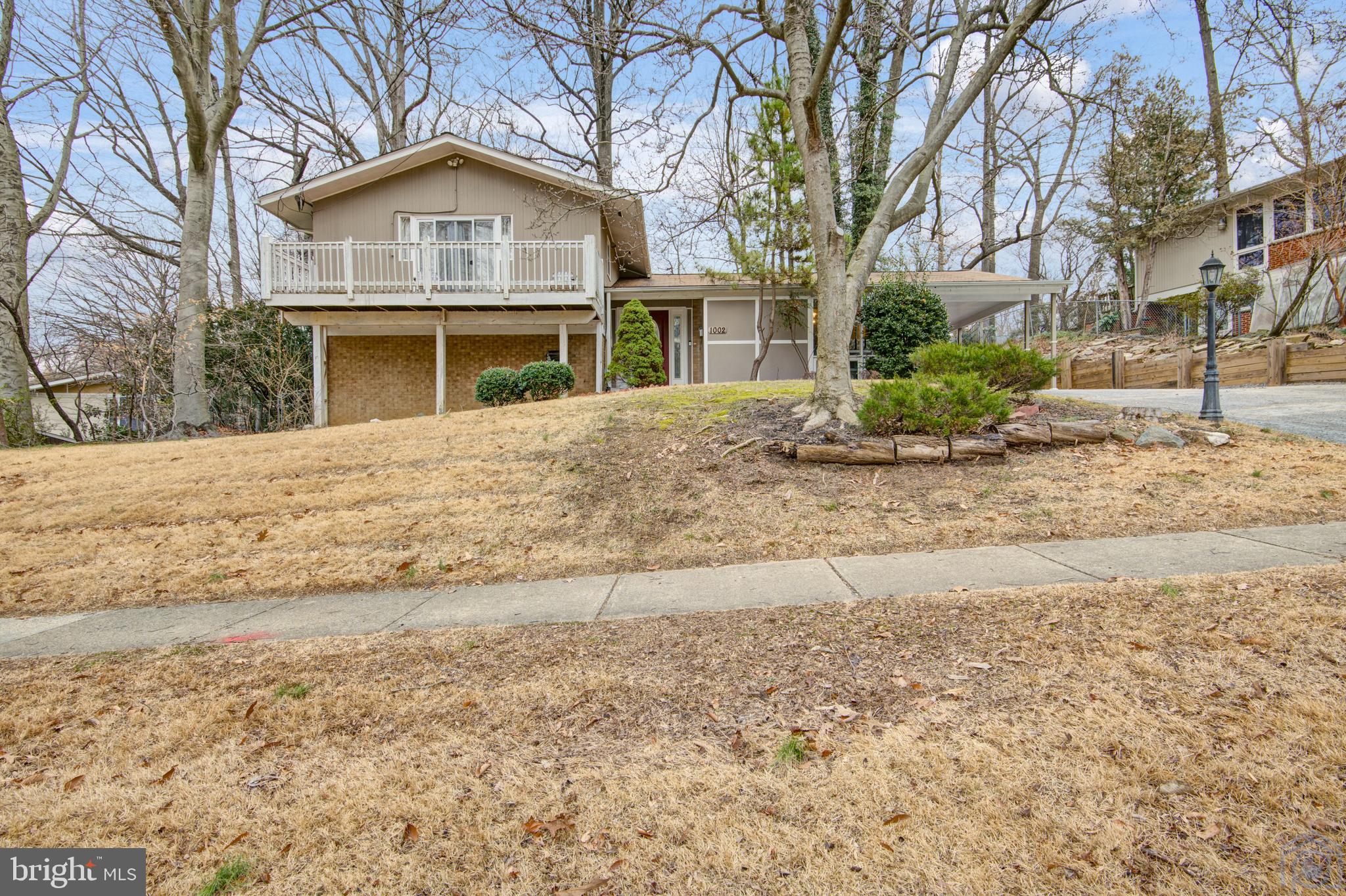 CREST PARK - Residential