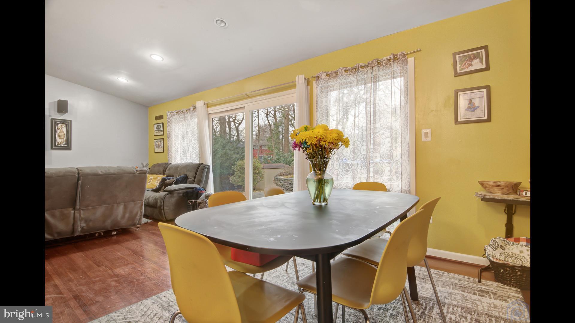 CREST PARK - Residential