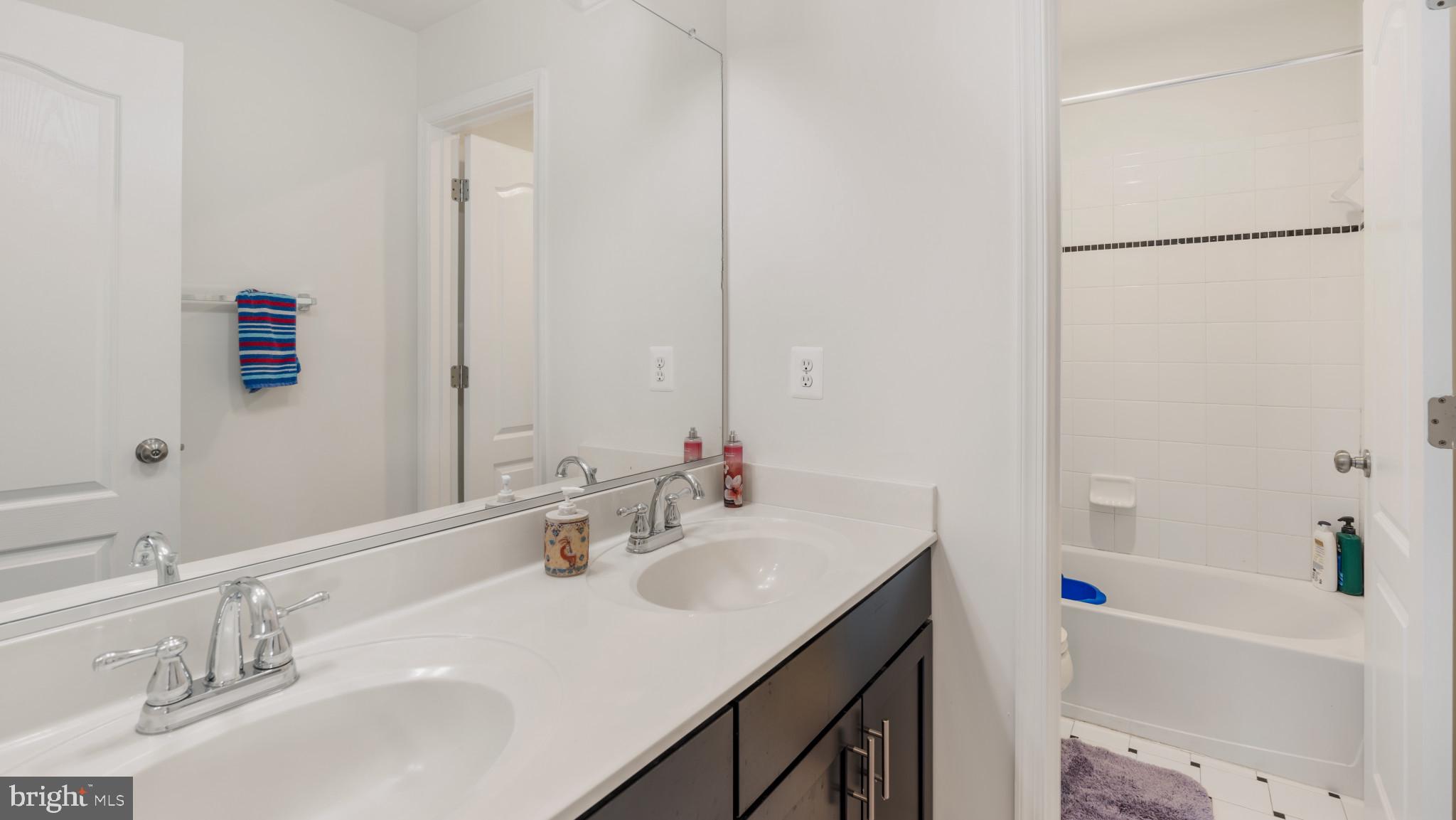 STONE RIDGE - Residential