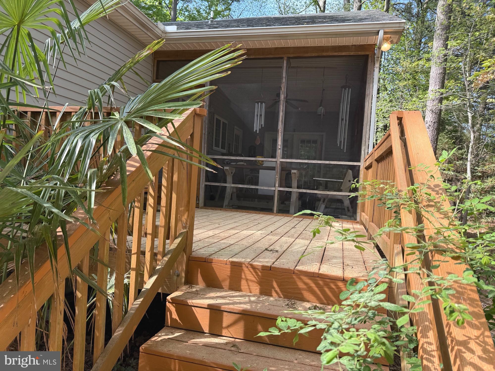 GOLF CLUB SHORES III - Residential