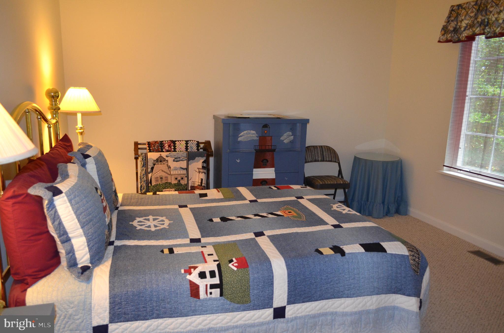 GOLF CLUB SHORES III - Residential