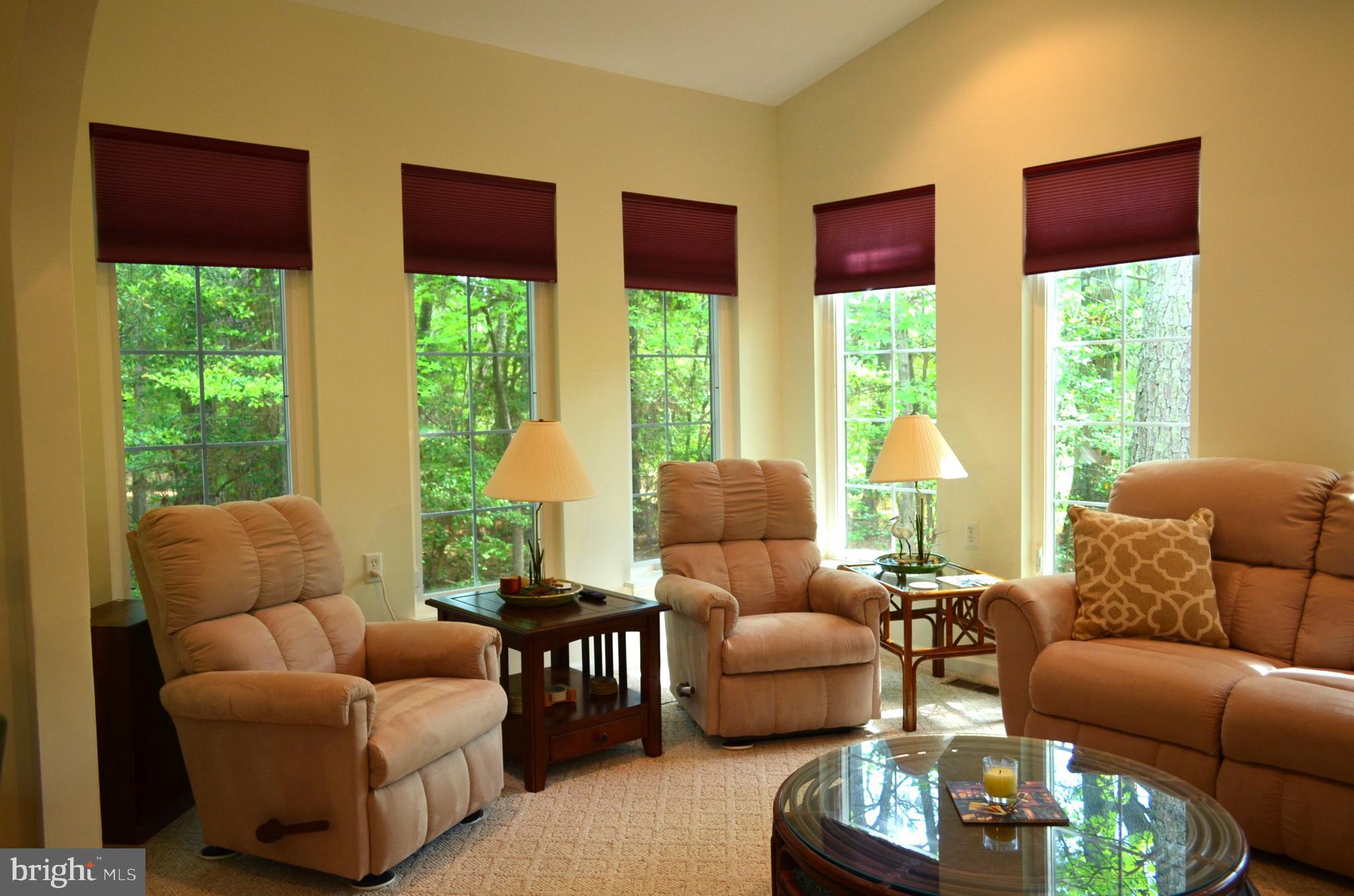 GOLF CLUB SHORES III - Residential