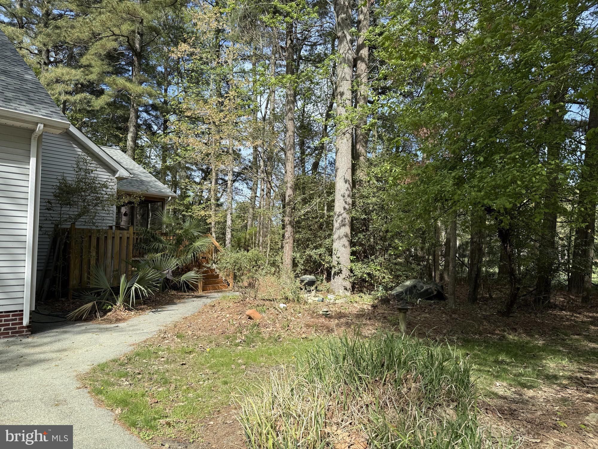 GOLF CLUB SHORES III - Residential