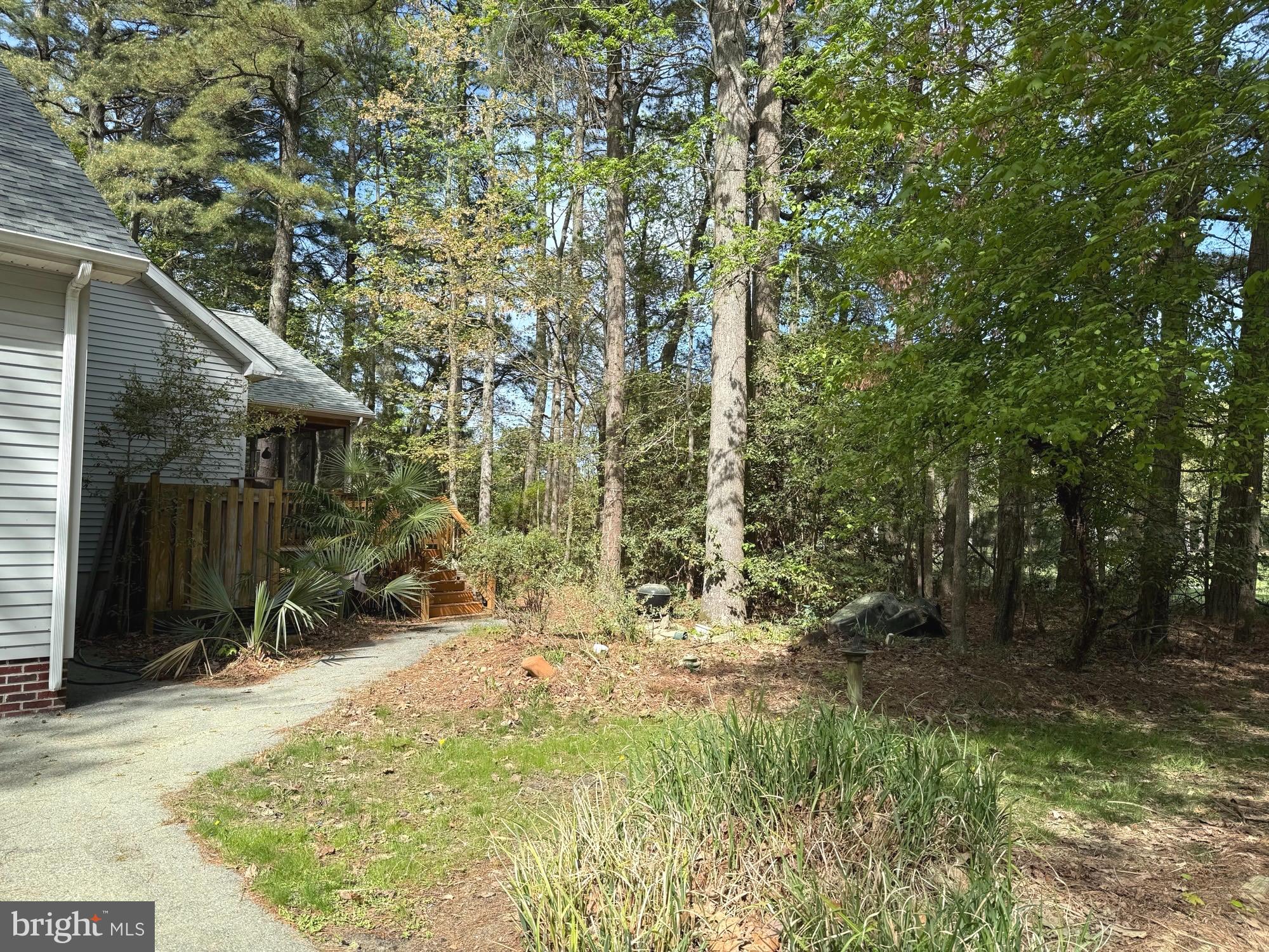 GOLF CLUB SHORES III - Residential