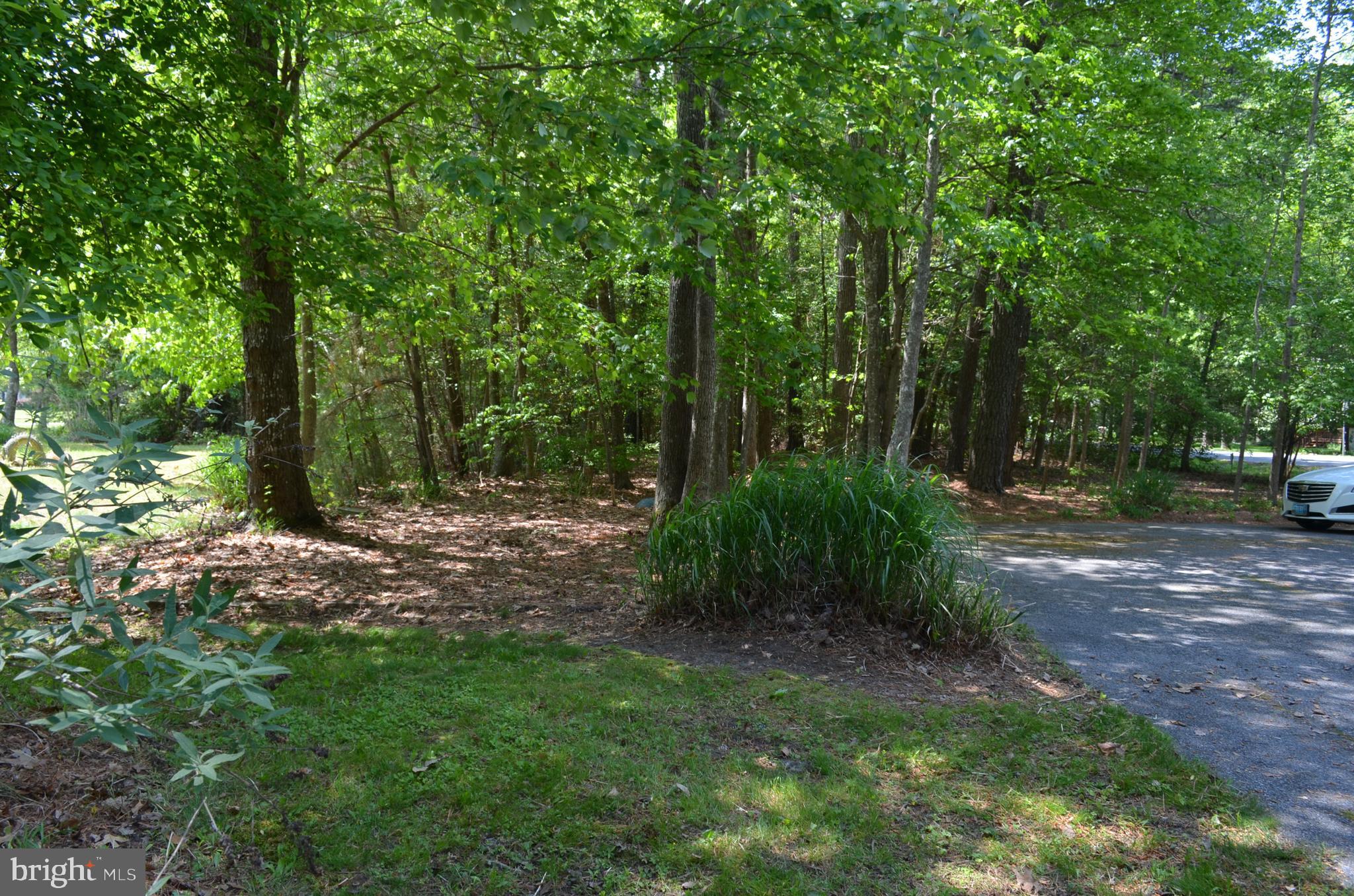 GOLF CLUB SHORES III - Residential