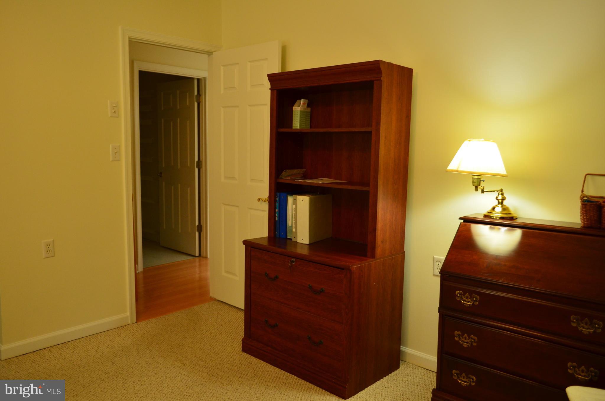 GOLF CLUB SHORES III - Residential