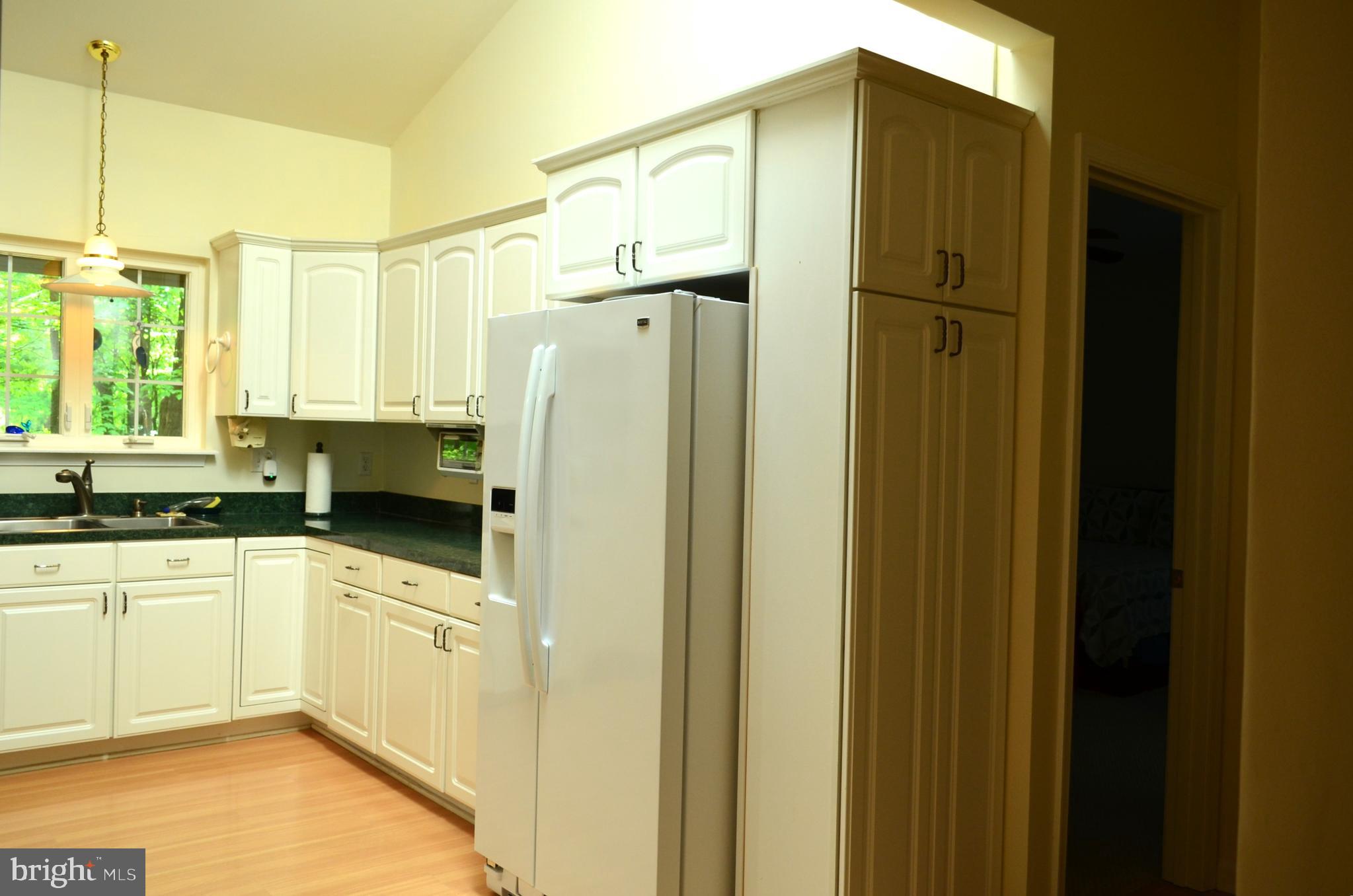 GOLF CLUB SHORES III - Residential