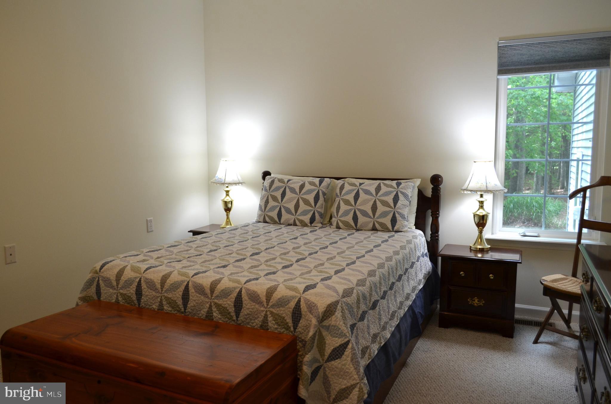 GOLF CLUB SHORES III - Residential