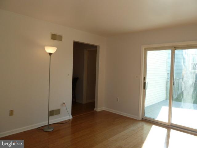 GLEN HOLLOW - Residential