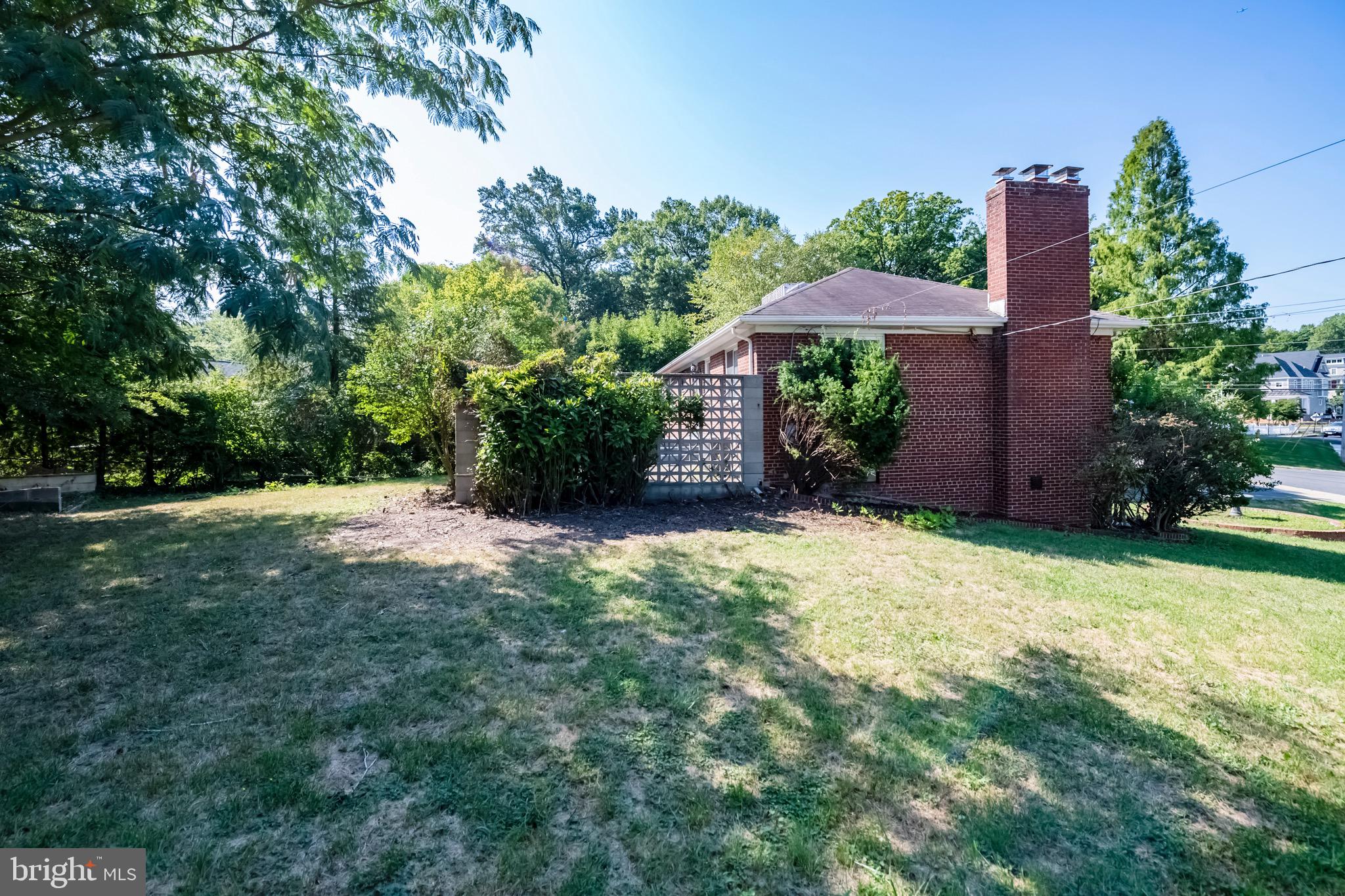 ROCK SPRING - Residential Lease