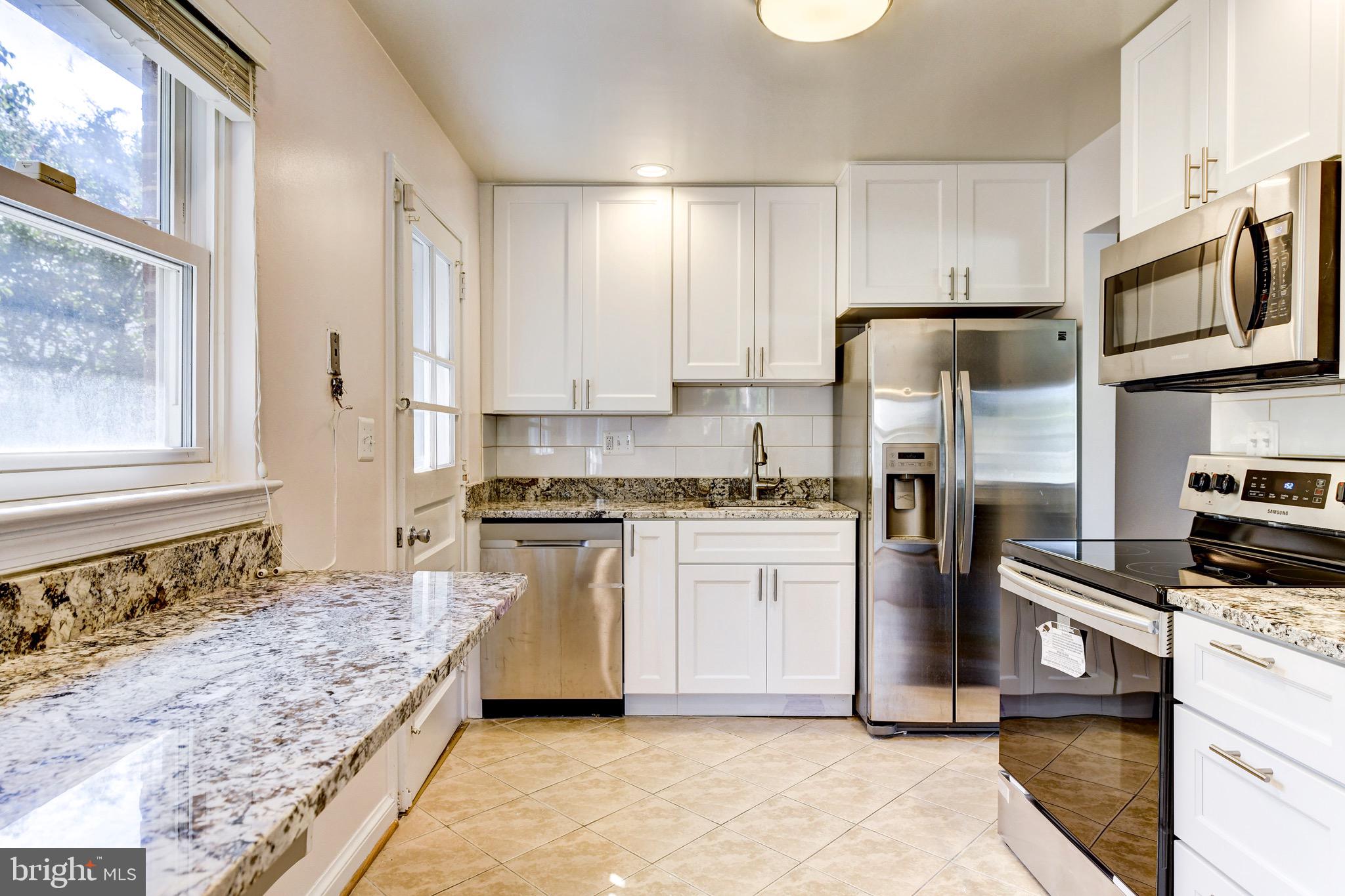 ROCK SPRING - Residential Lease