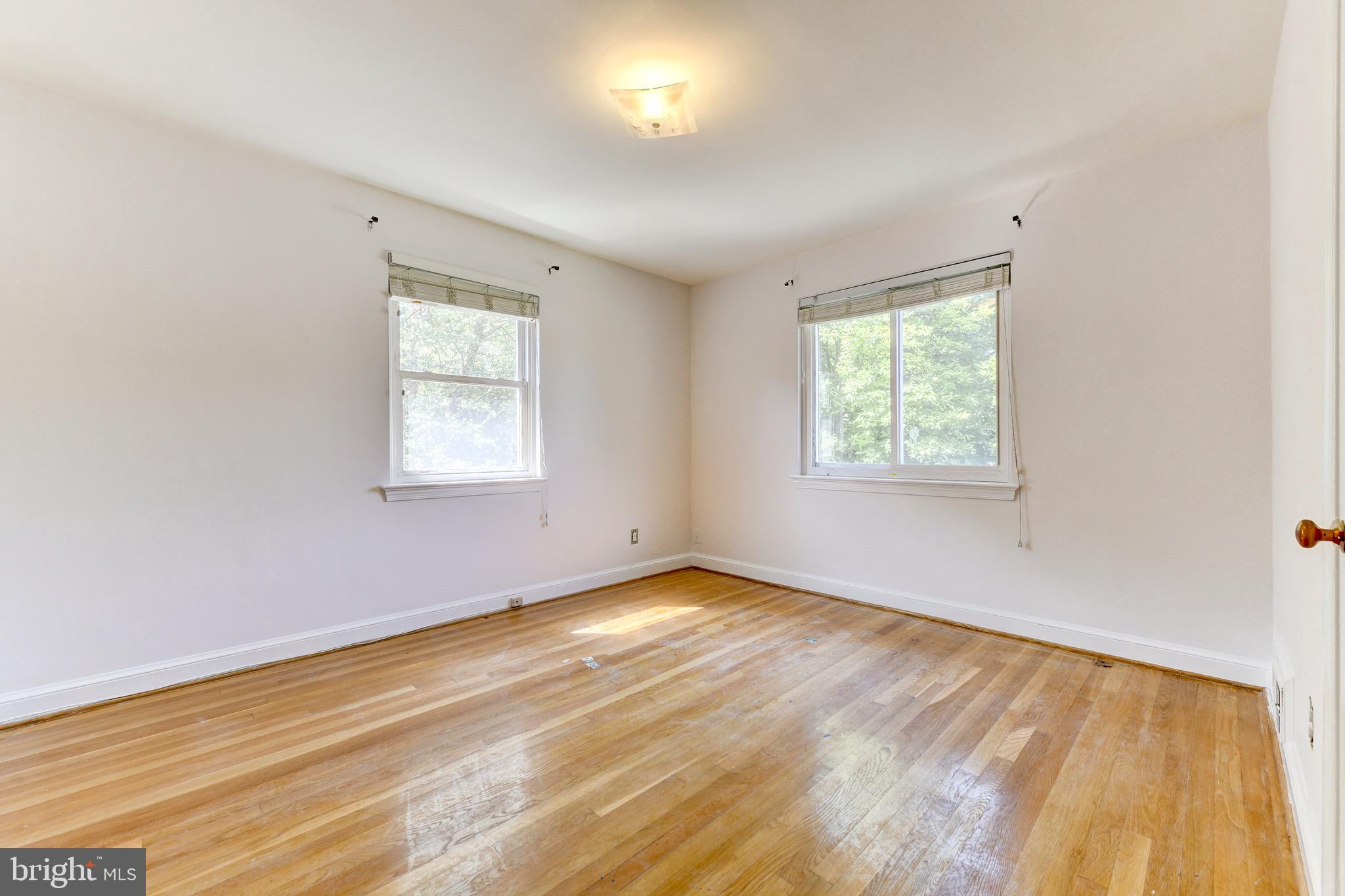 ROCK SPRING - Residential Lease