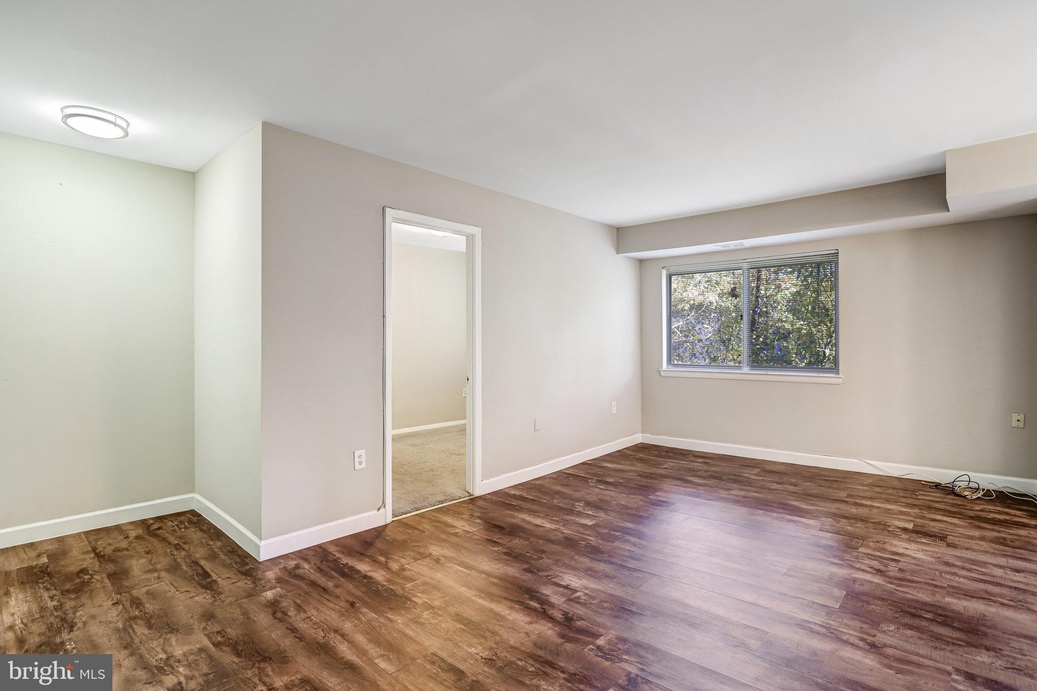 BETHESDA PARK - Residential