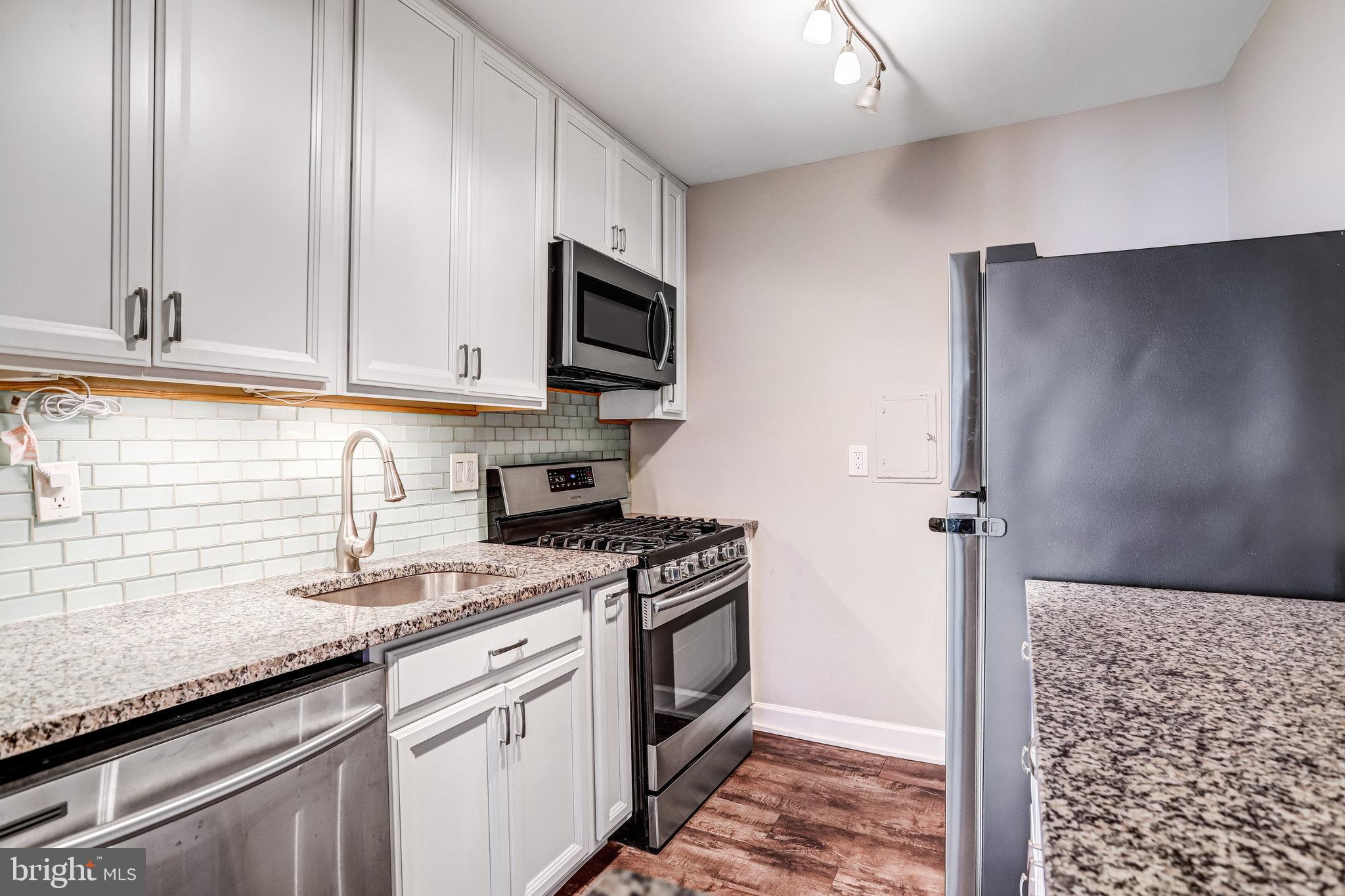 BETHESDA PARK - Residential