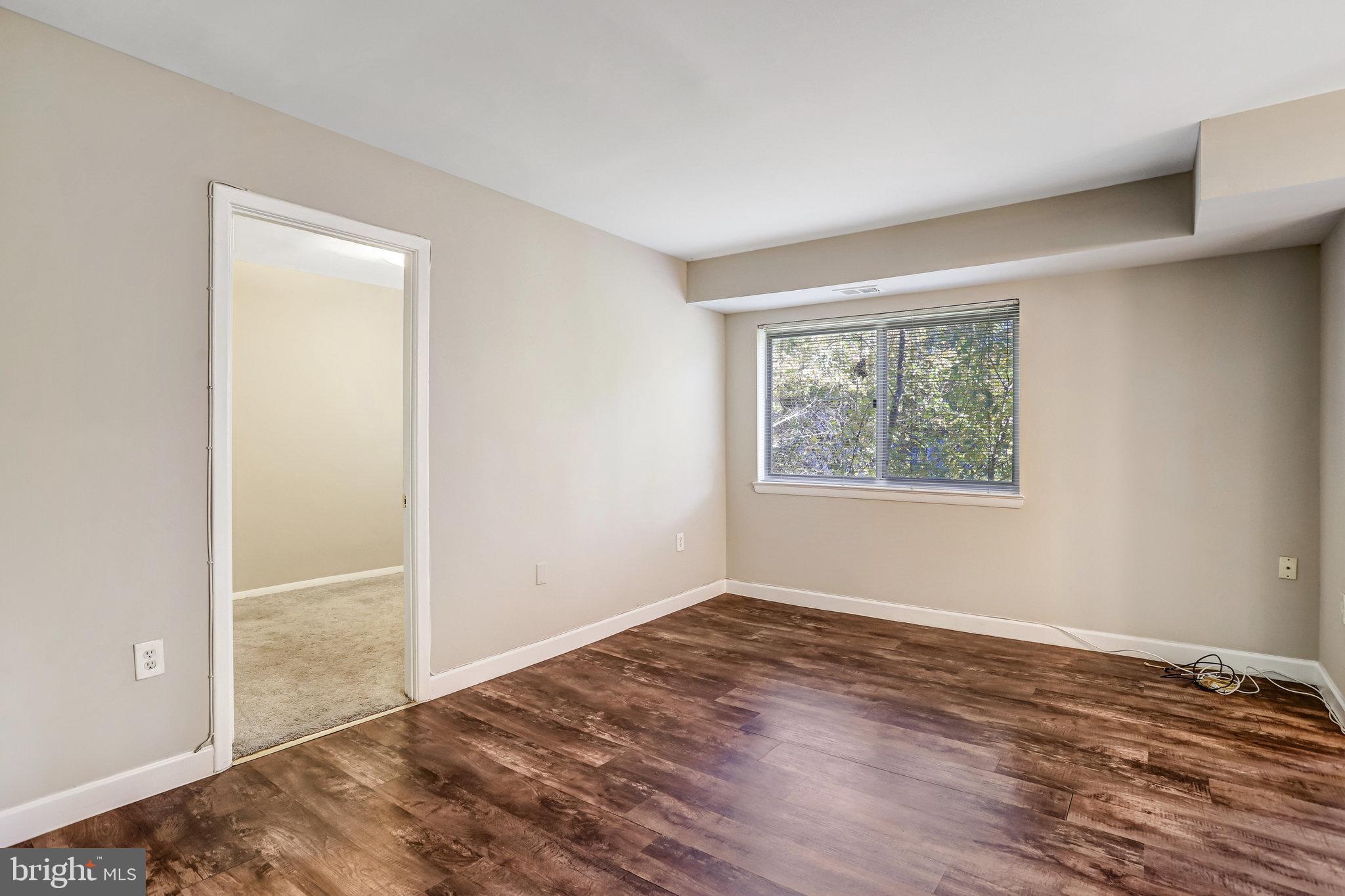 BETHESDA PARK - Residential