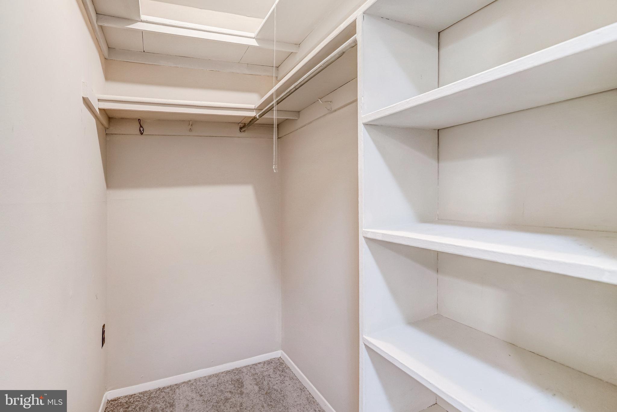 BETHESDA PARK - Residential