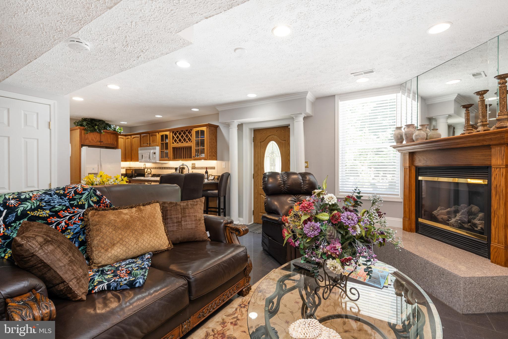 LYONSWOOD - Residential