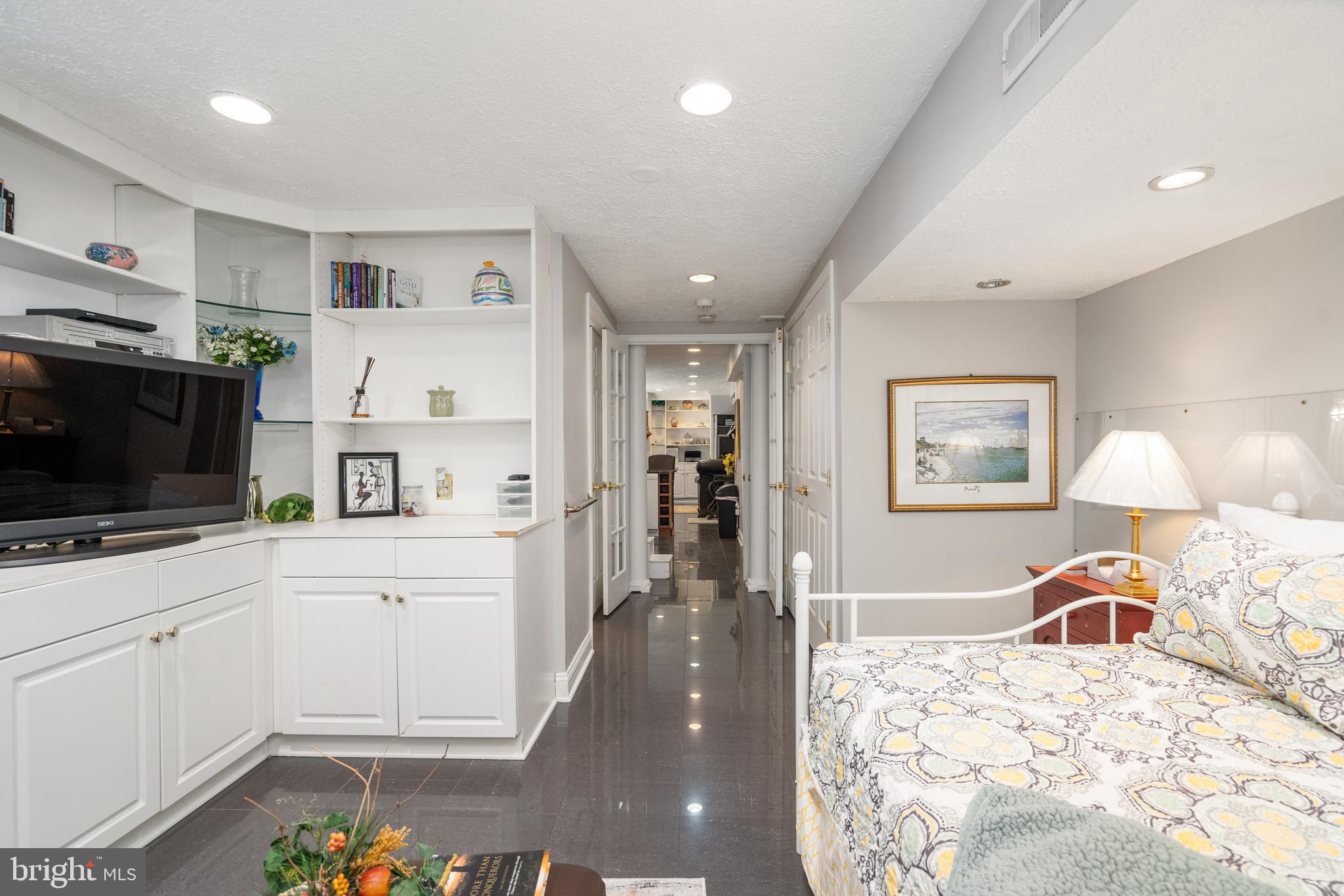 LYONSWOOD - Residential