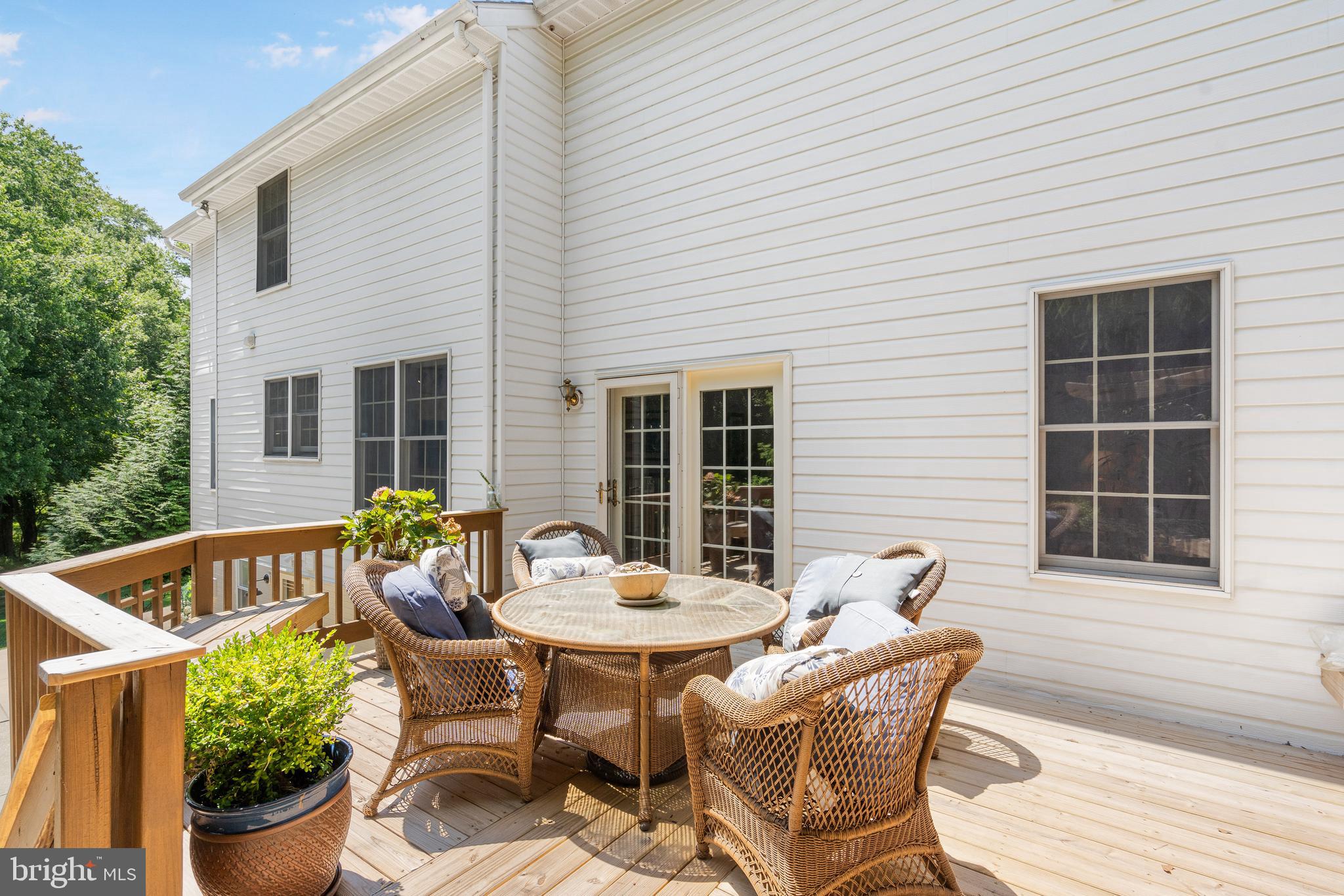 LYONSWOOD - Residential