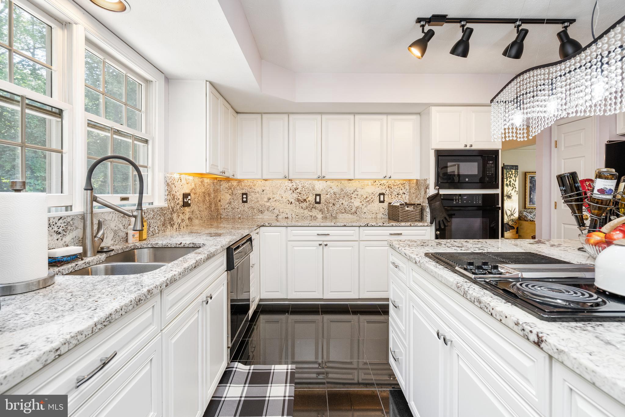 LYONSWOOD - Residential