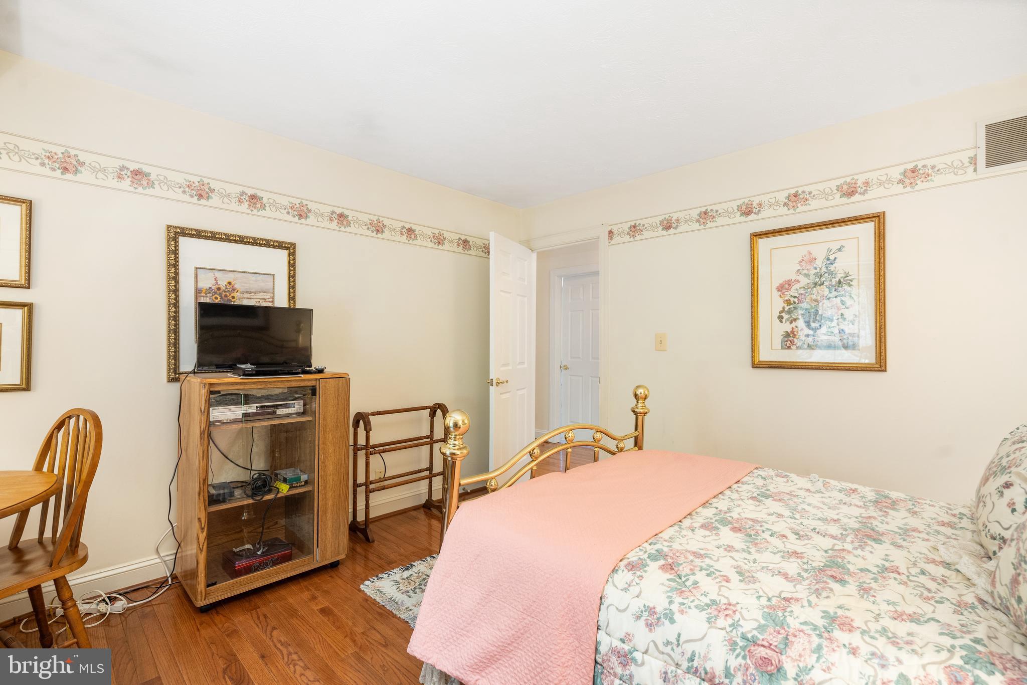 LYONSWOOD - Residential