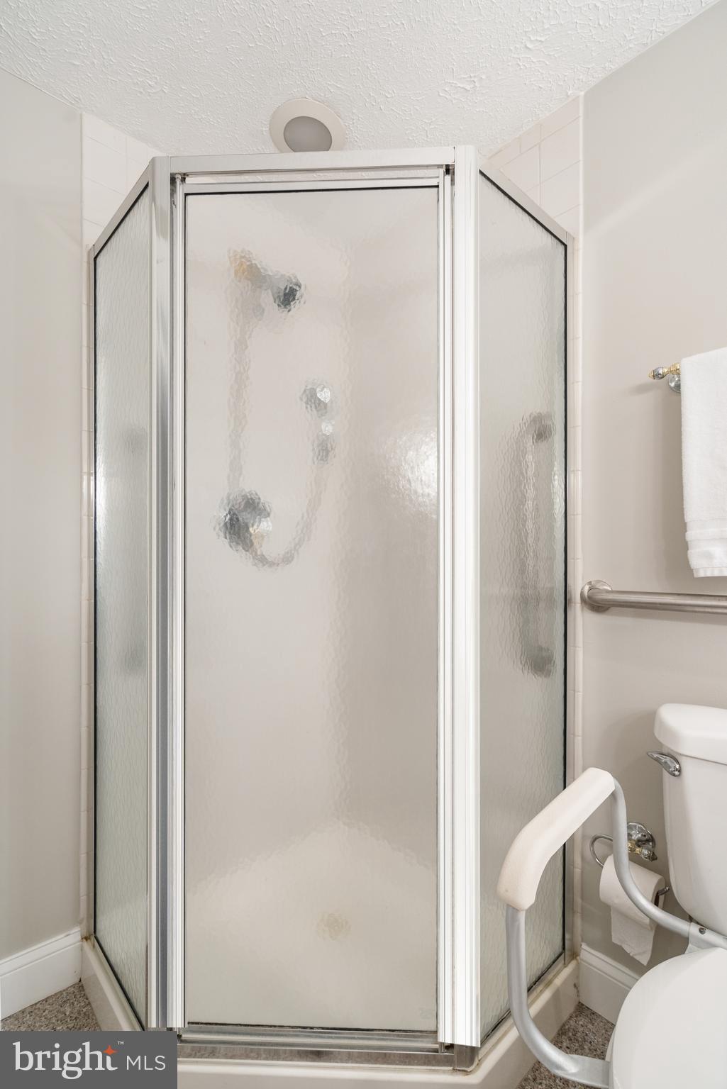 LYONSWOOD - Residential