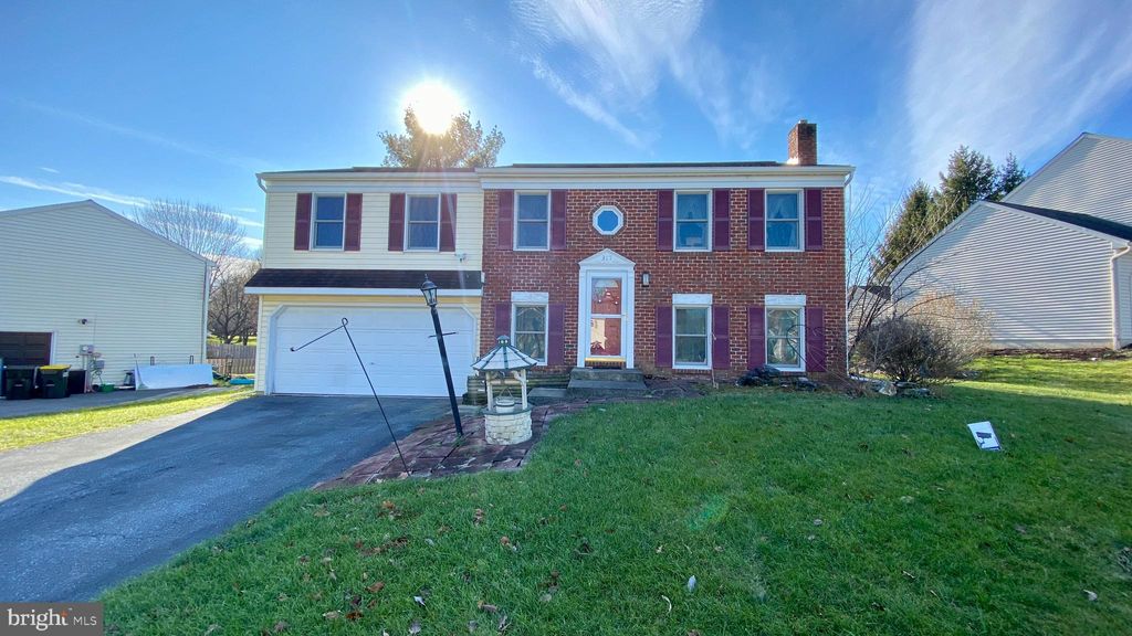 Photo of 317 Coventry Lane, Lititz, PA 17543 (MLS # PALA2042256)