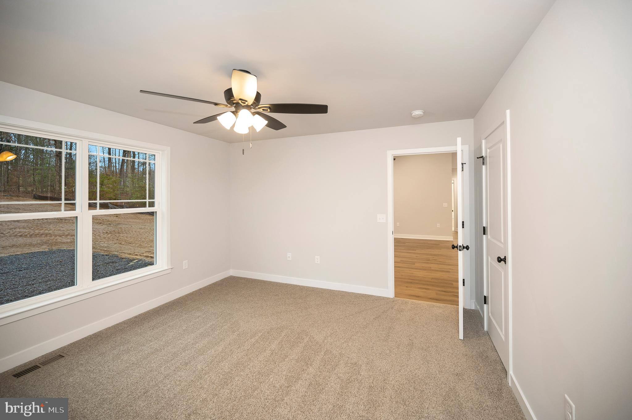 ROCKLAND CREEK ESTATES - Residential