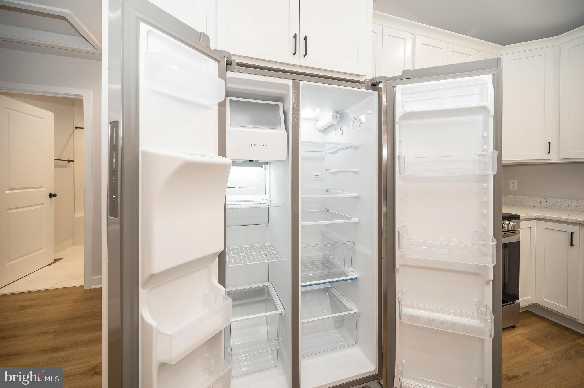 ROCKLAND CREEK ESTATES - Residential