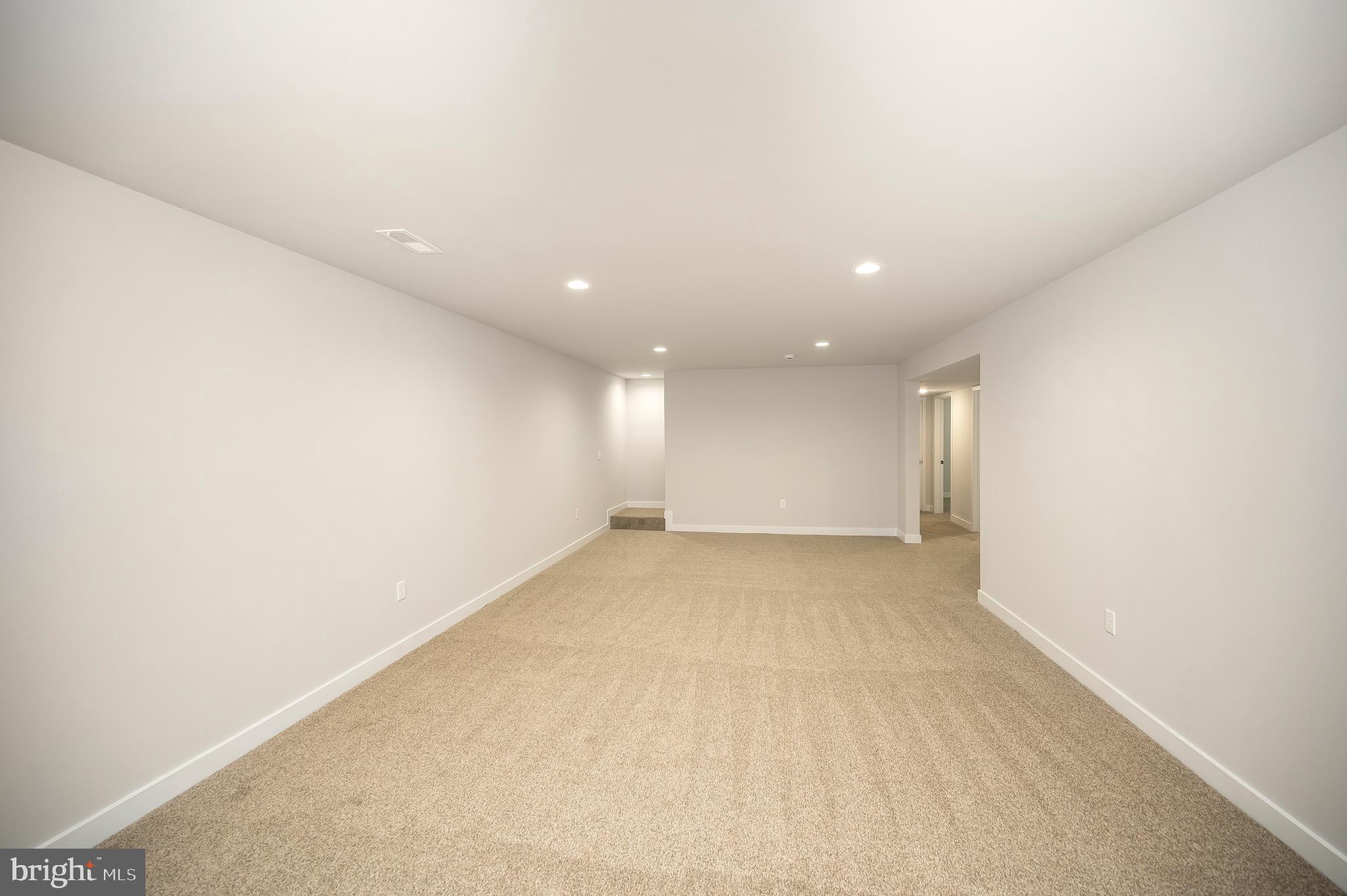 ROCKLAND CREEK ESTATES - Residential