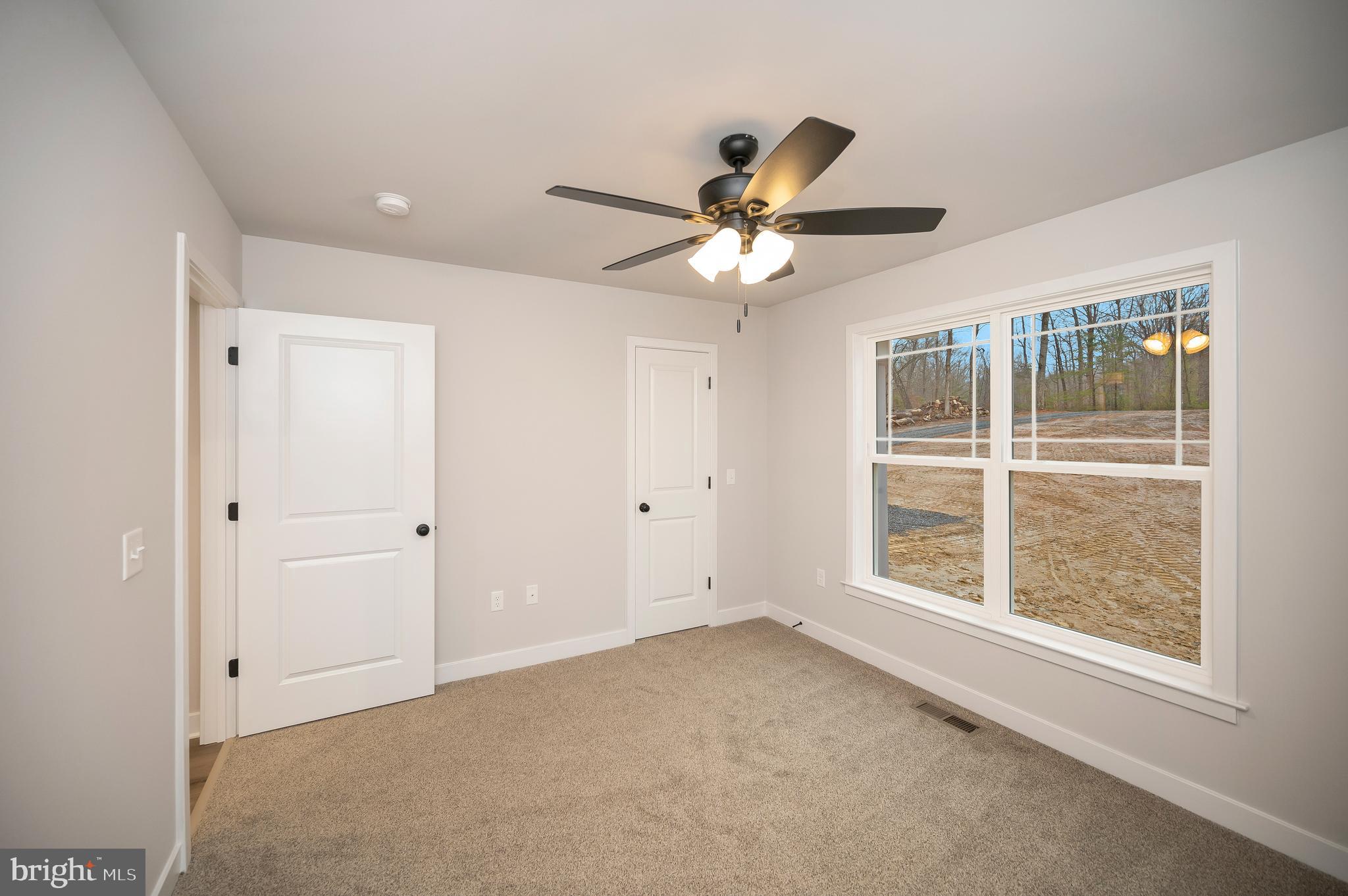 ROCKLAND CREEK ESTATES - Residential