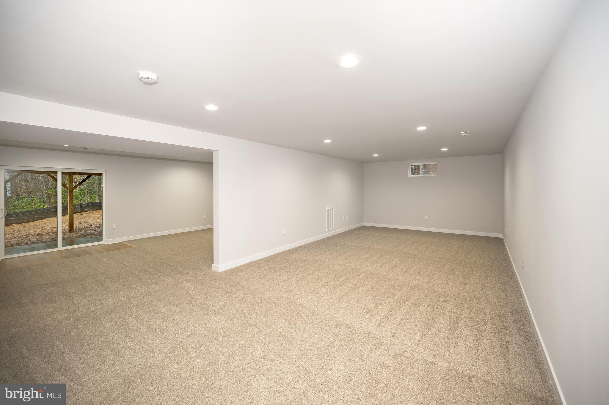 ROCKLAND CREEK ESTATES - Residential