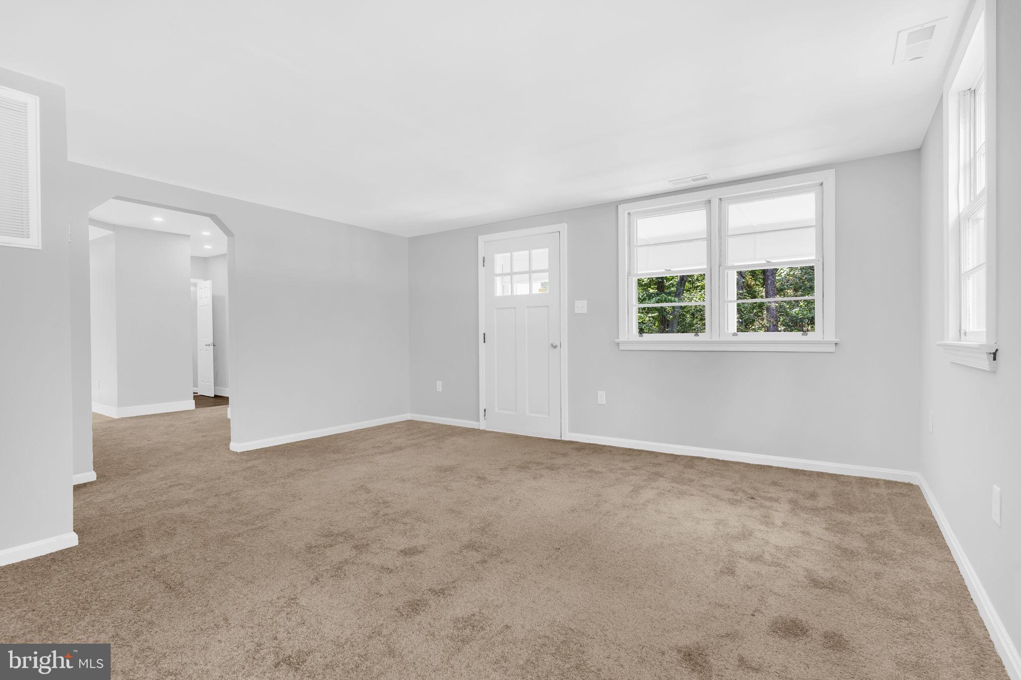 FORT WASHINGTON - Residential