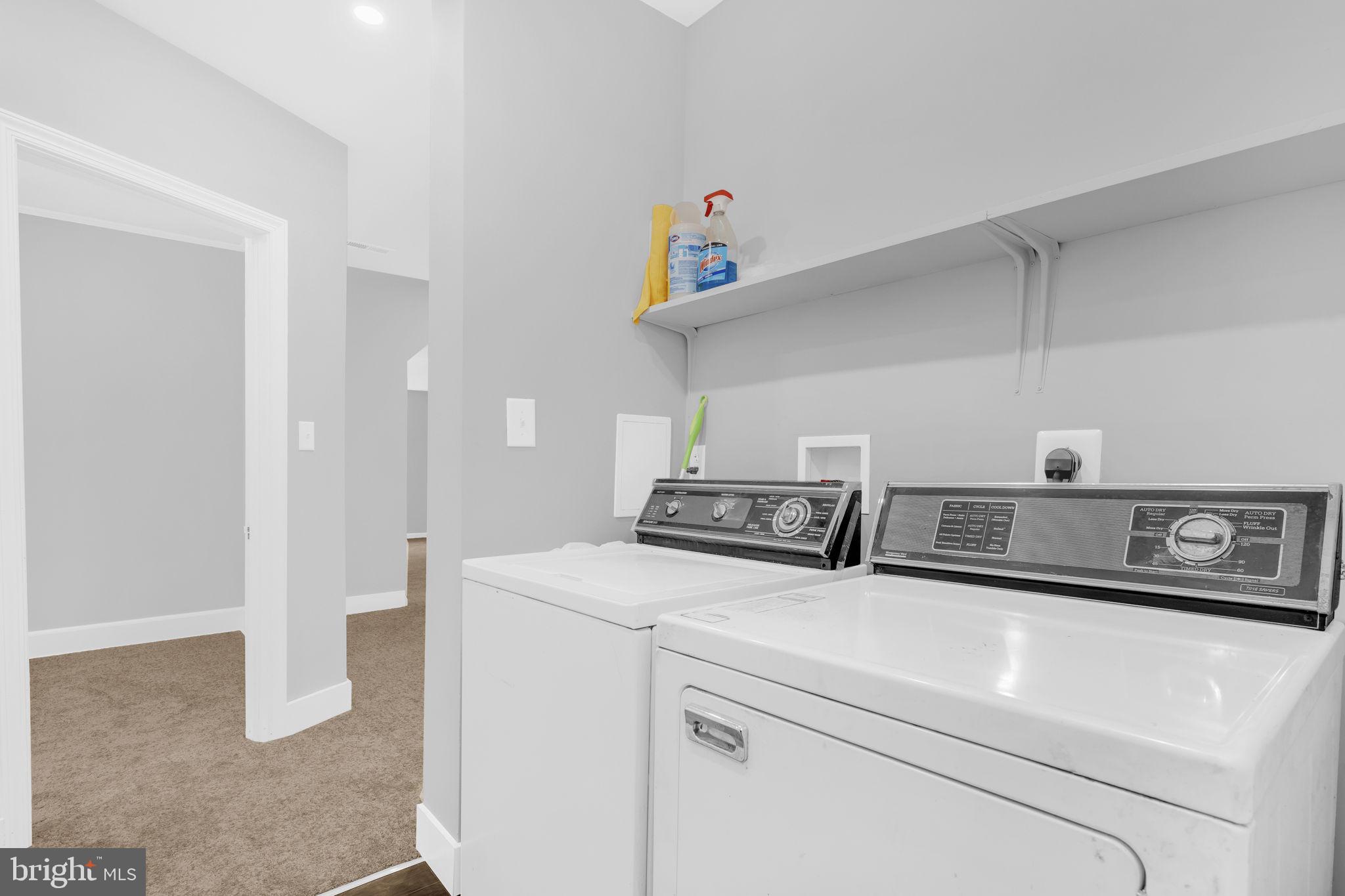 FORT WASHINGTON - Residential