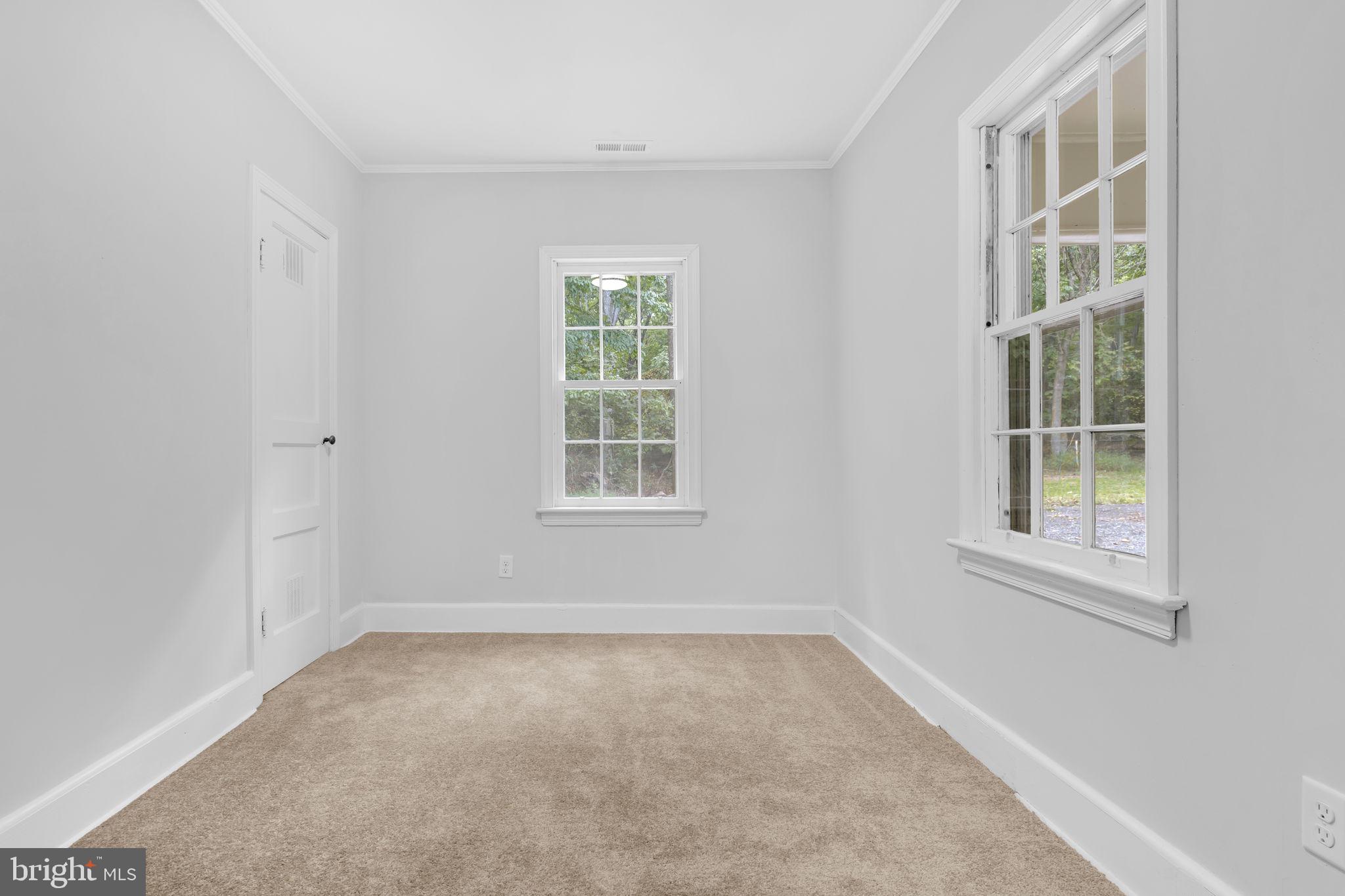 FORT WASHINGTON - Residential