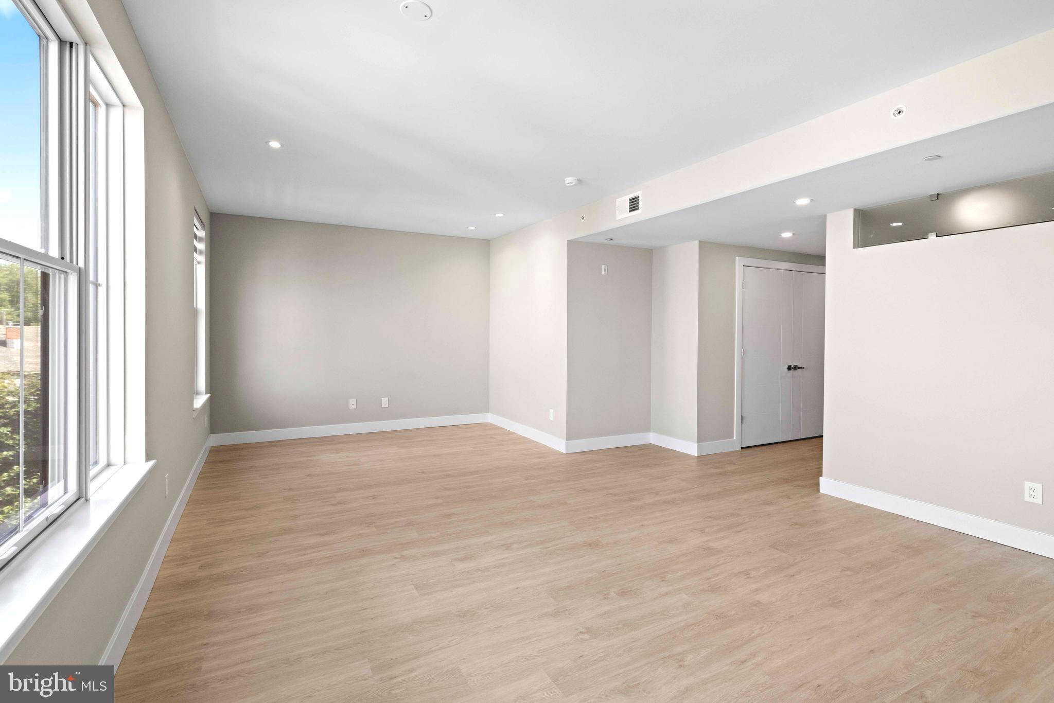 BRIDESBURG - Residential Lease