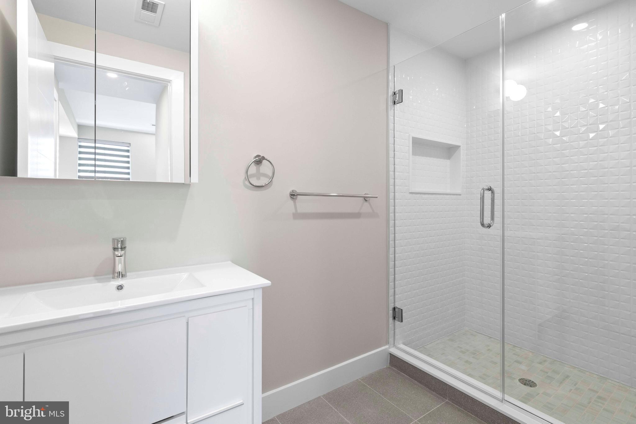 BRIDESBURG - Residential Lease