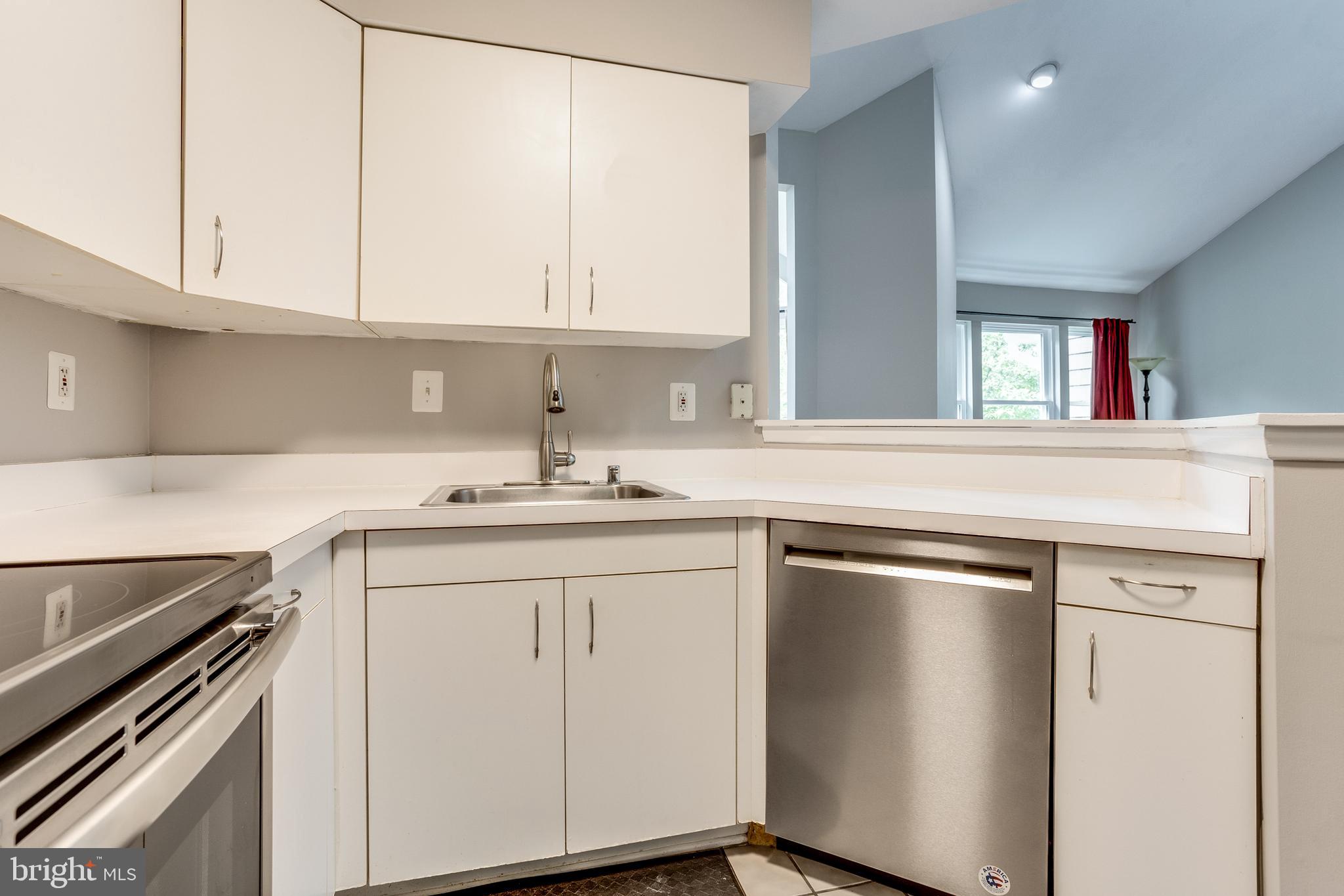 WOODLAND VILLAGE - Residential