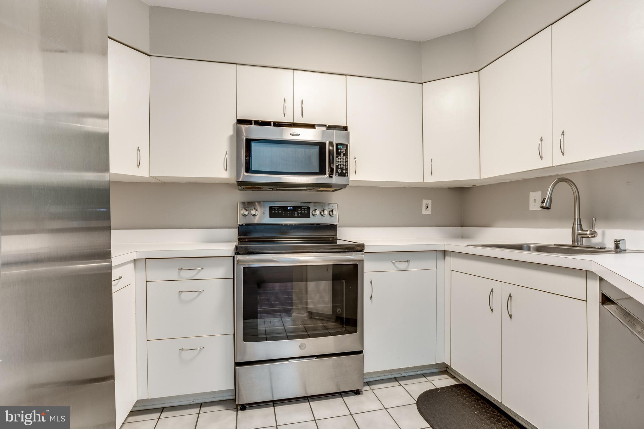 WOODLAND VILLAGE - Residential