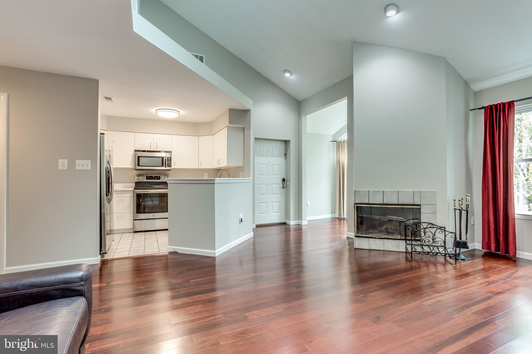 WOODLAND VILLAGE - Residential