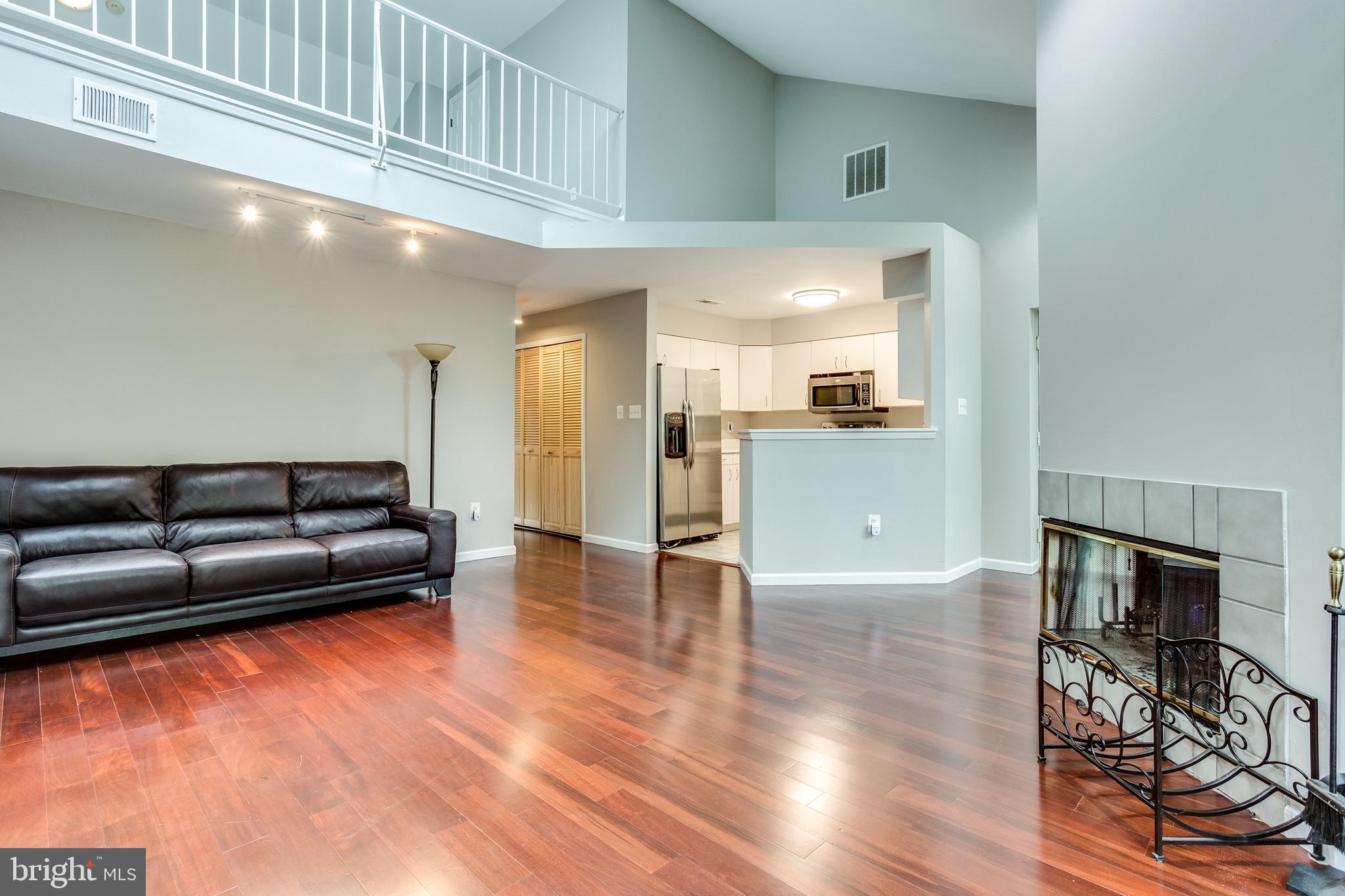 WOODLAND VILLAGE - Residential